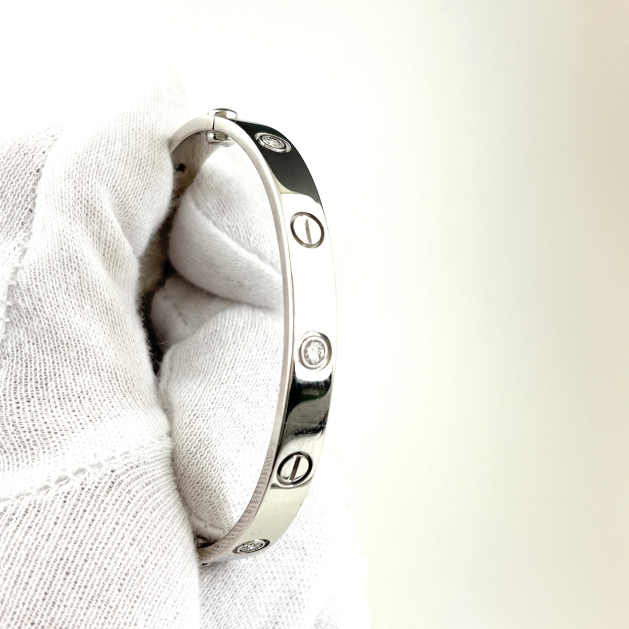 Cartier Love Bracelet RN0001030