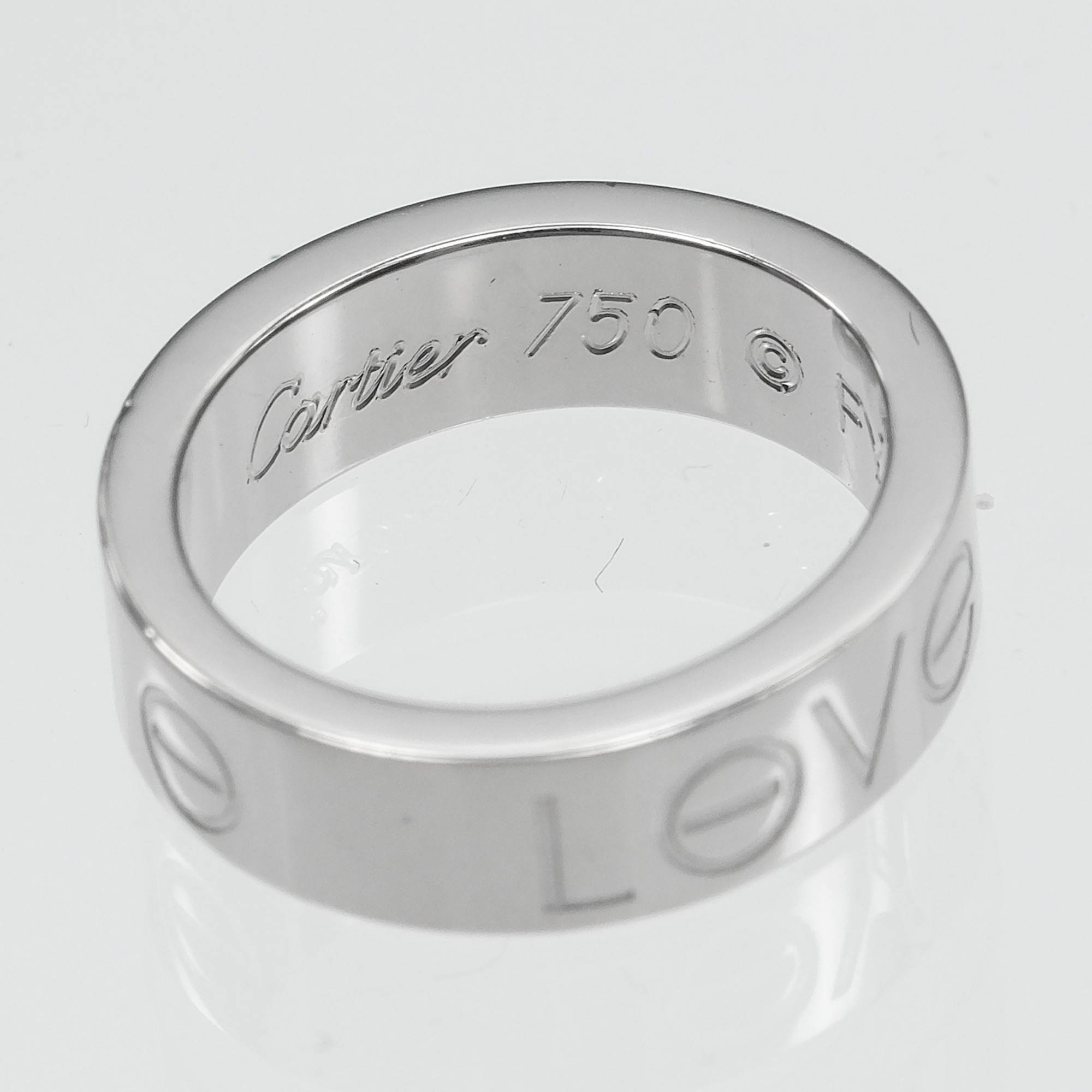 Cartier Love Charity Bracelet RN0001041