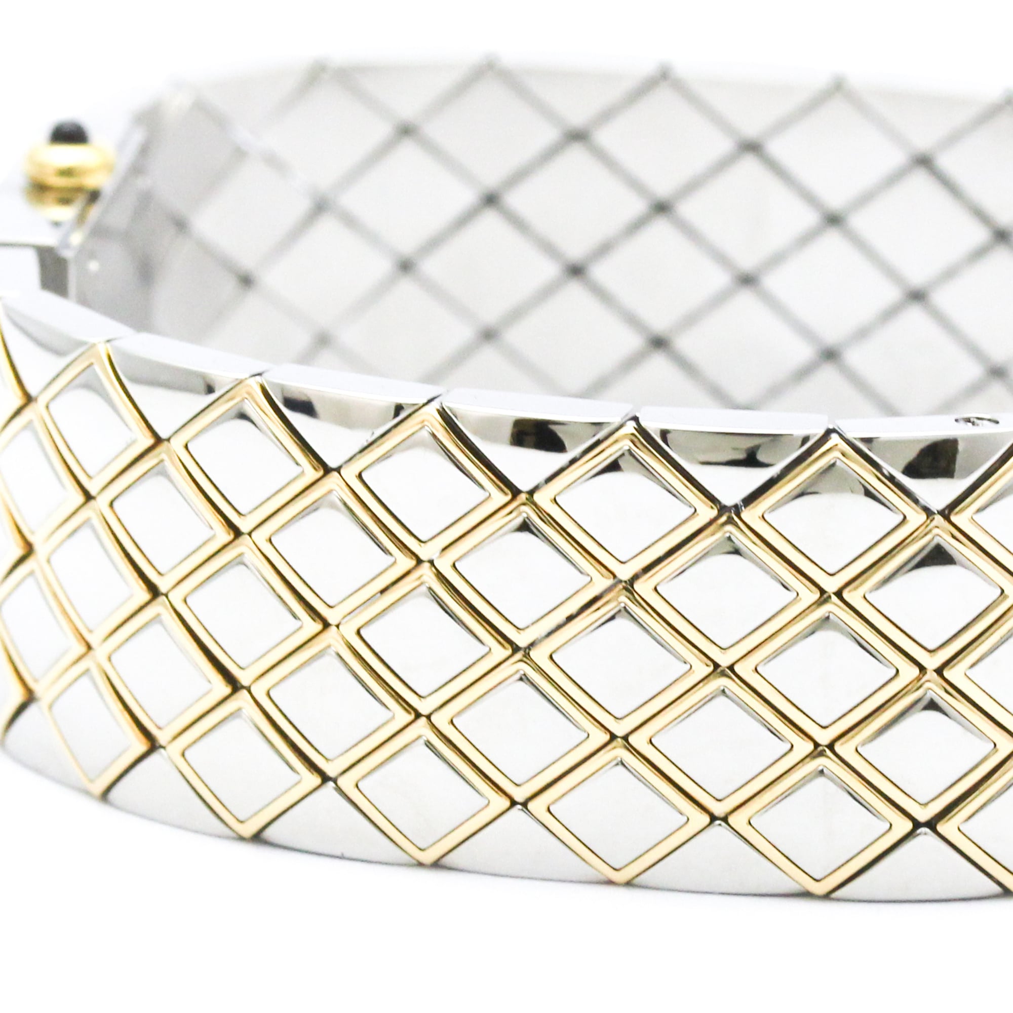 Chanel Matelasse H0475