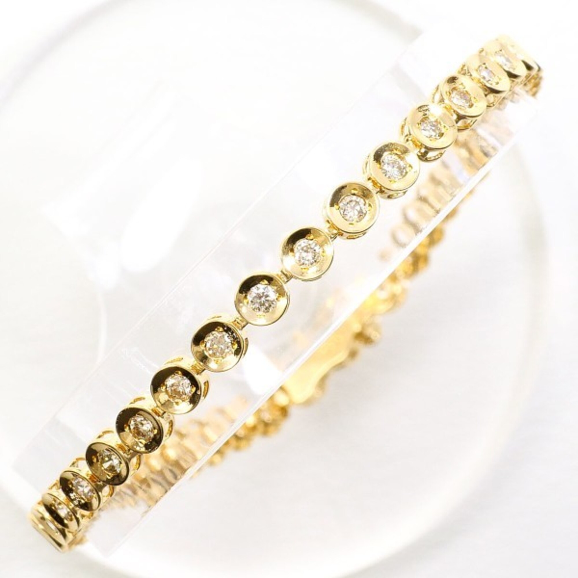 Unbranded 18K Yellow Gold Diamond Bracelet RN0001264