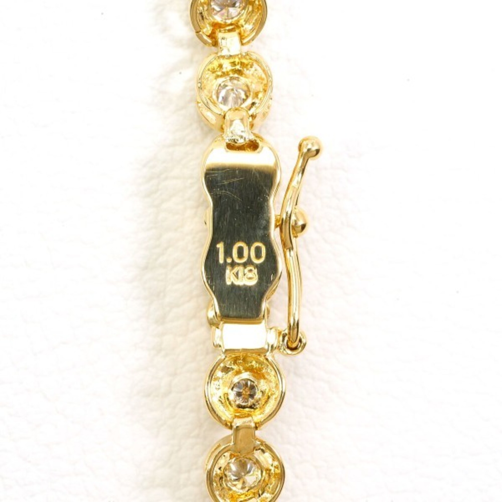 Unbranded 18K Yellow Gold Diamond Bracelet RN0001264
