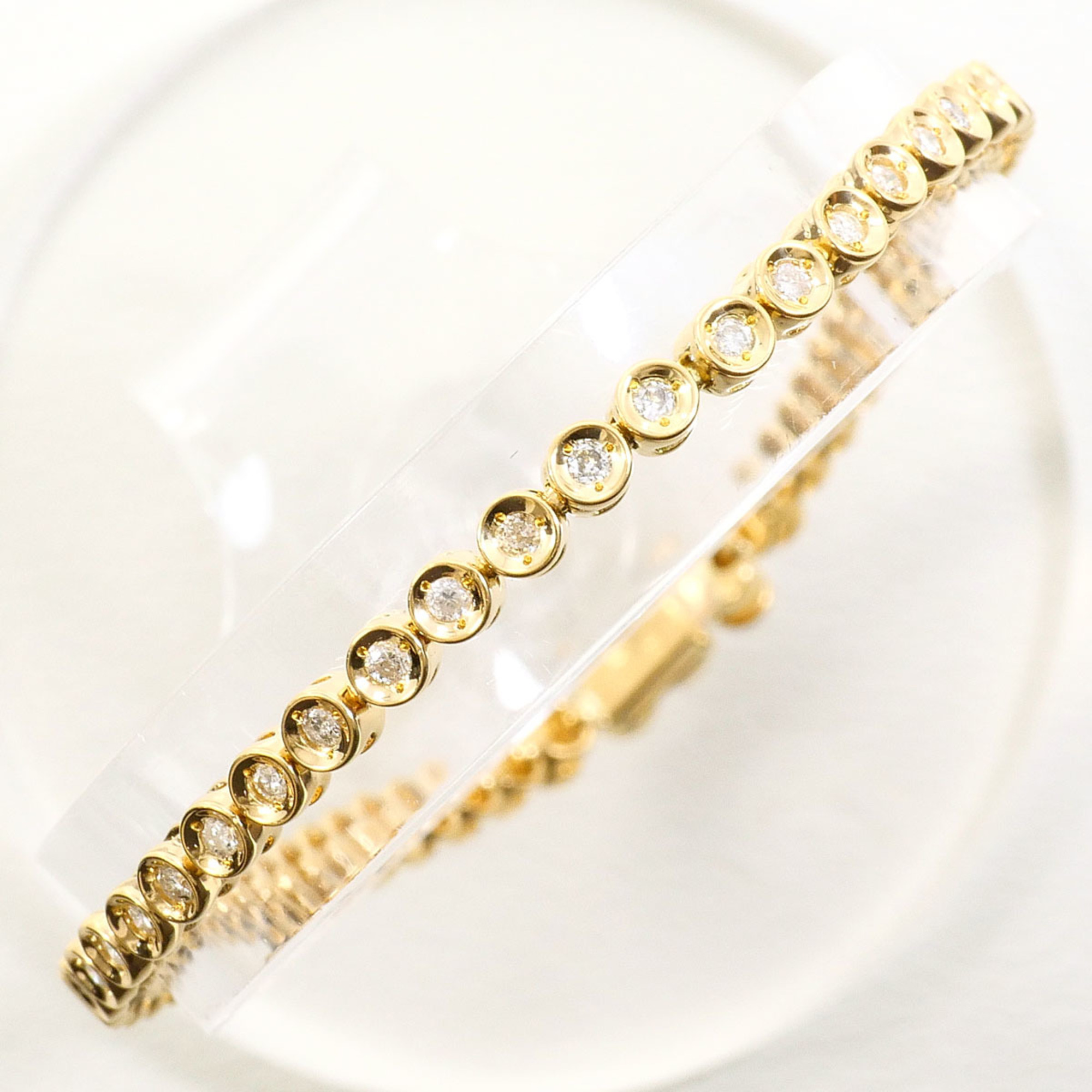 Unbranded 18K Yellow Gold Diamond Bracelet RN0001267
