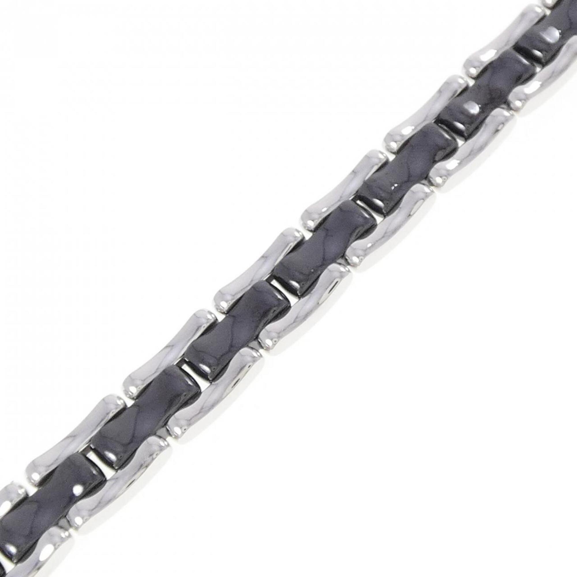 Chanel Ultra Noir Bracelet RN0001401