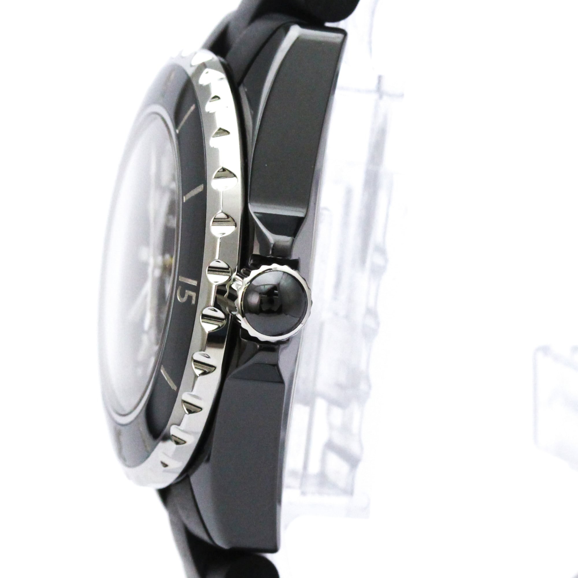 Chanel J12 H0681