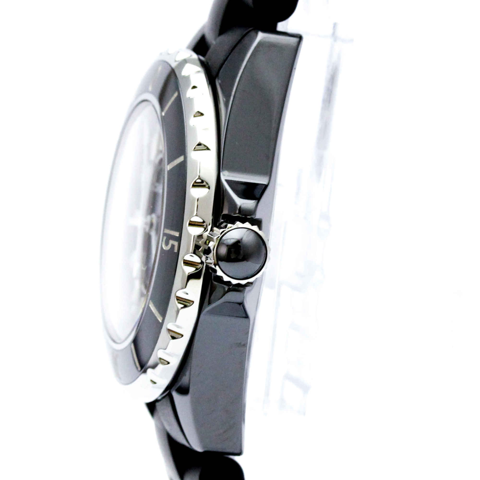 Chanel J12 H0681