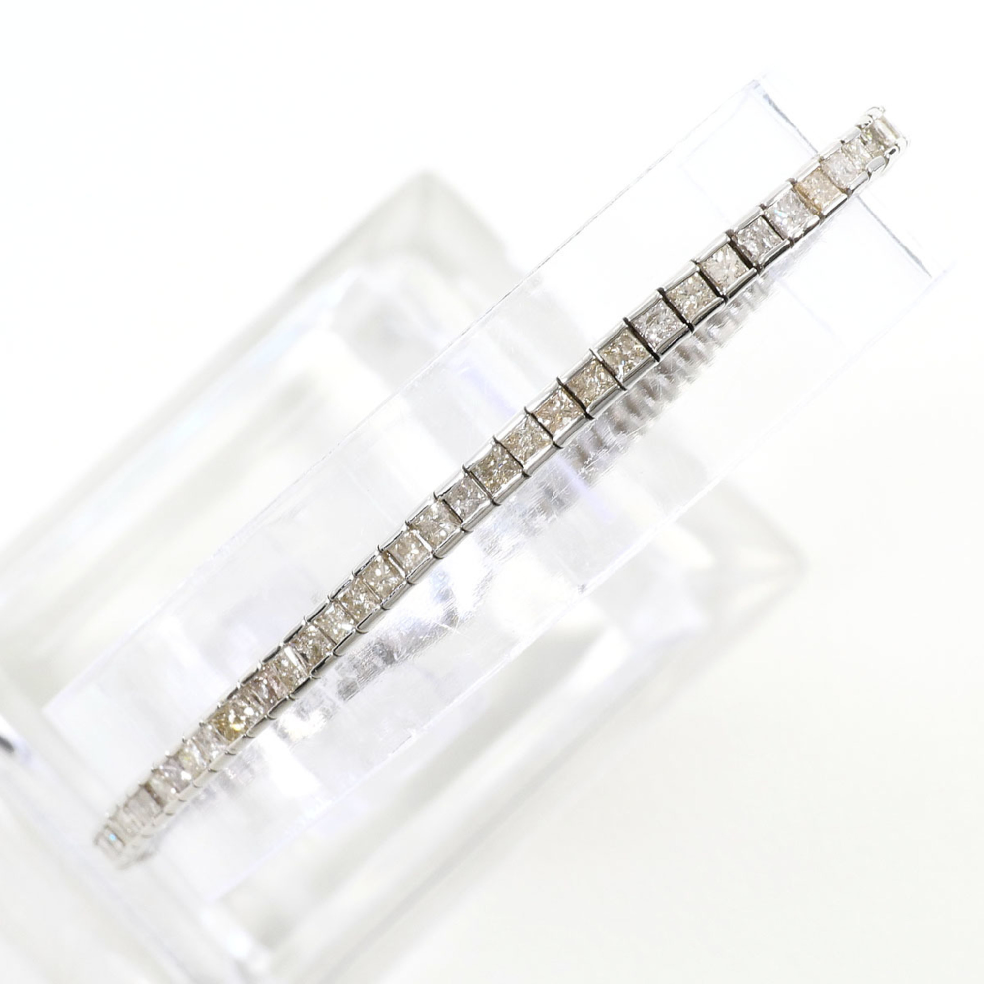 Unbranded 18K White Gold Diamond Bracelet RN0001579