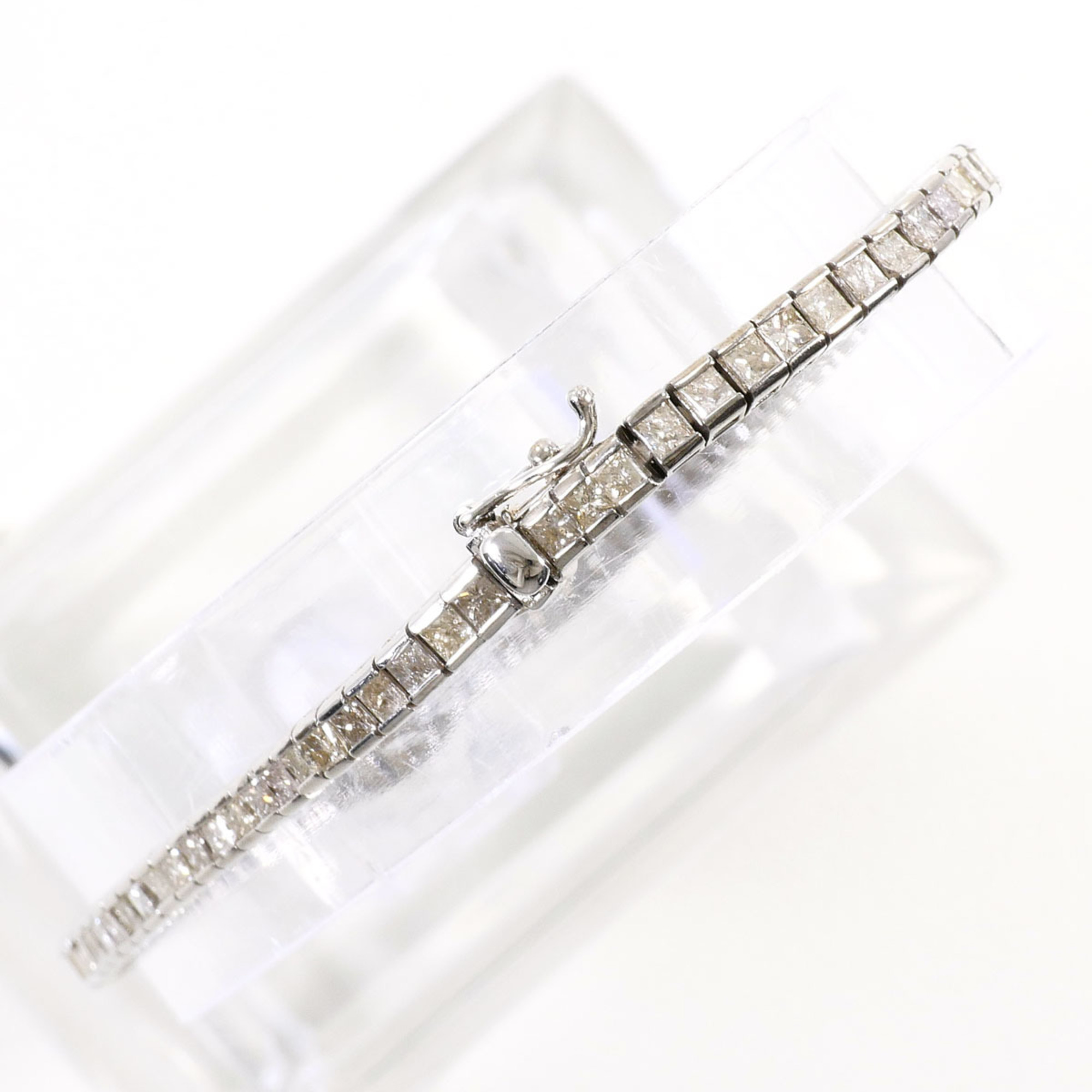 Unbranded 18K White Gold Diamond Bracelet RN0001579