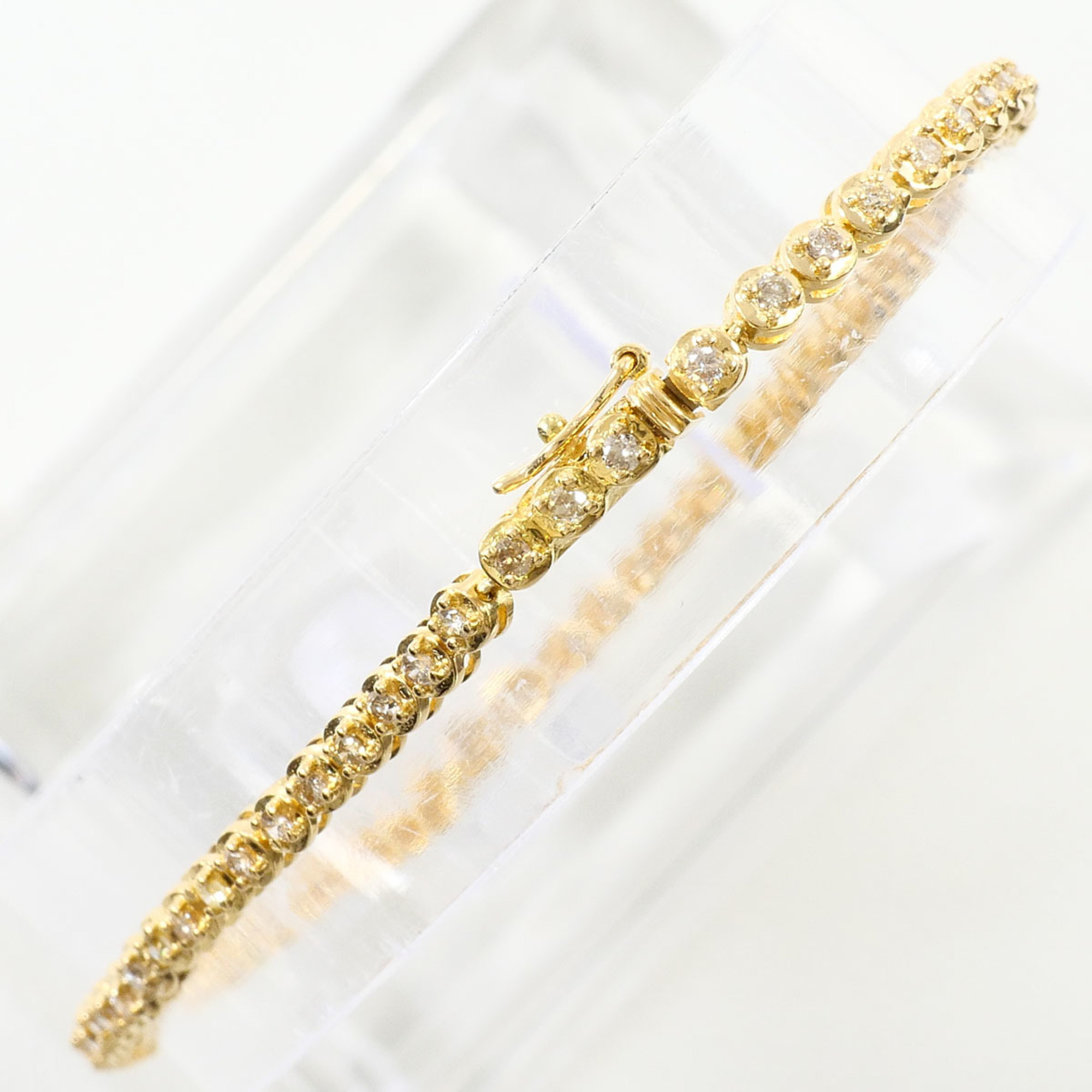 Unbranded 18K Yellow Gold Diamond Bracelet RN0001629