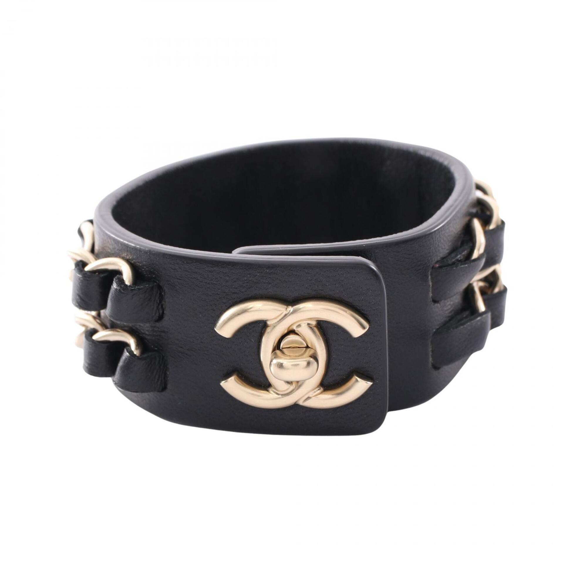Chanel Coco Mark Turnlock Bracelet RN0001738