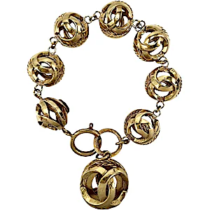 Chanel Chanel Coco Mark Circle Vintage RN0001871 Chanel Chanel Coco Mark Circle Vintage RN0001871