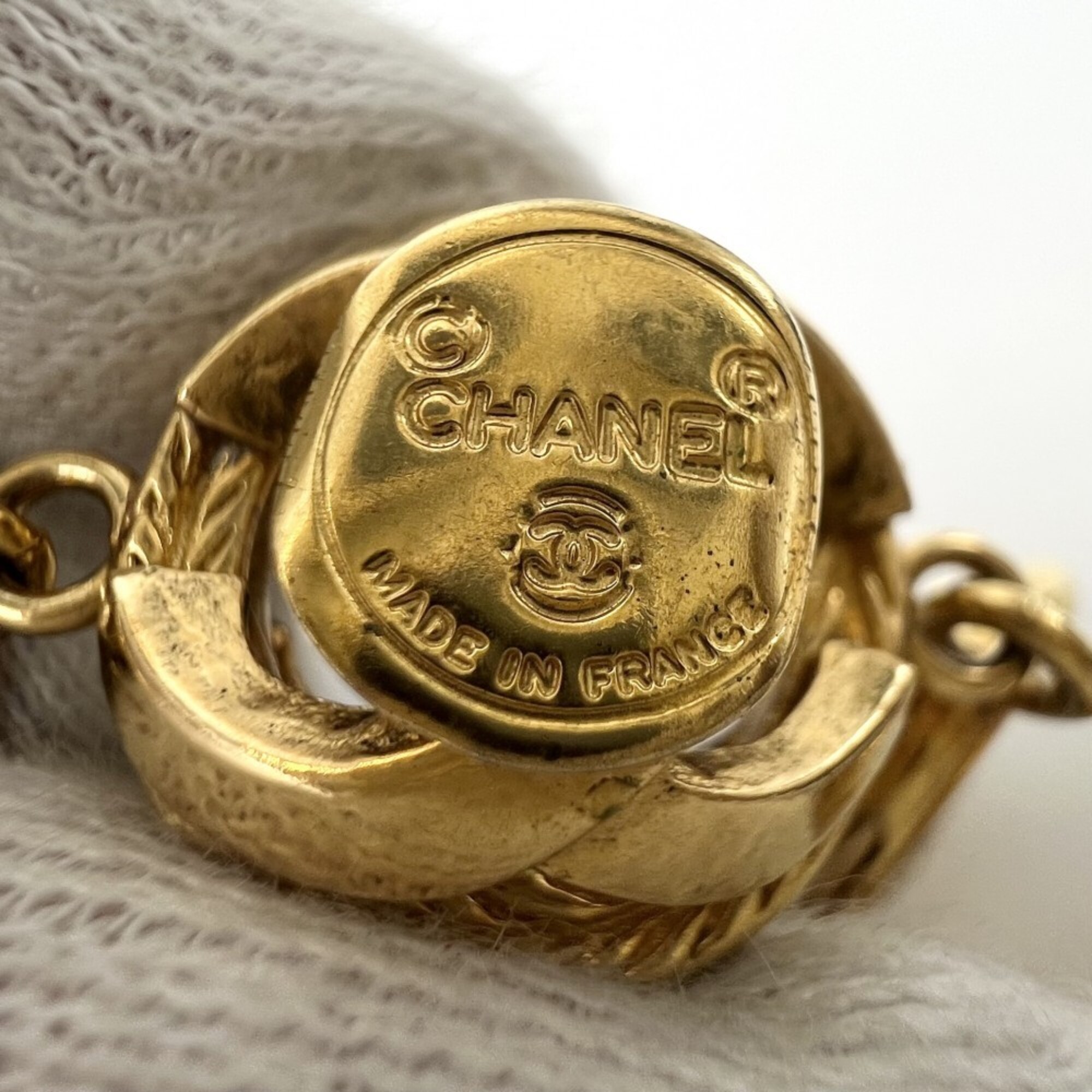 Chanel Chanel Coco Mark Circle Vintage RN0001871