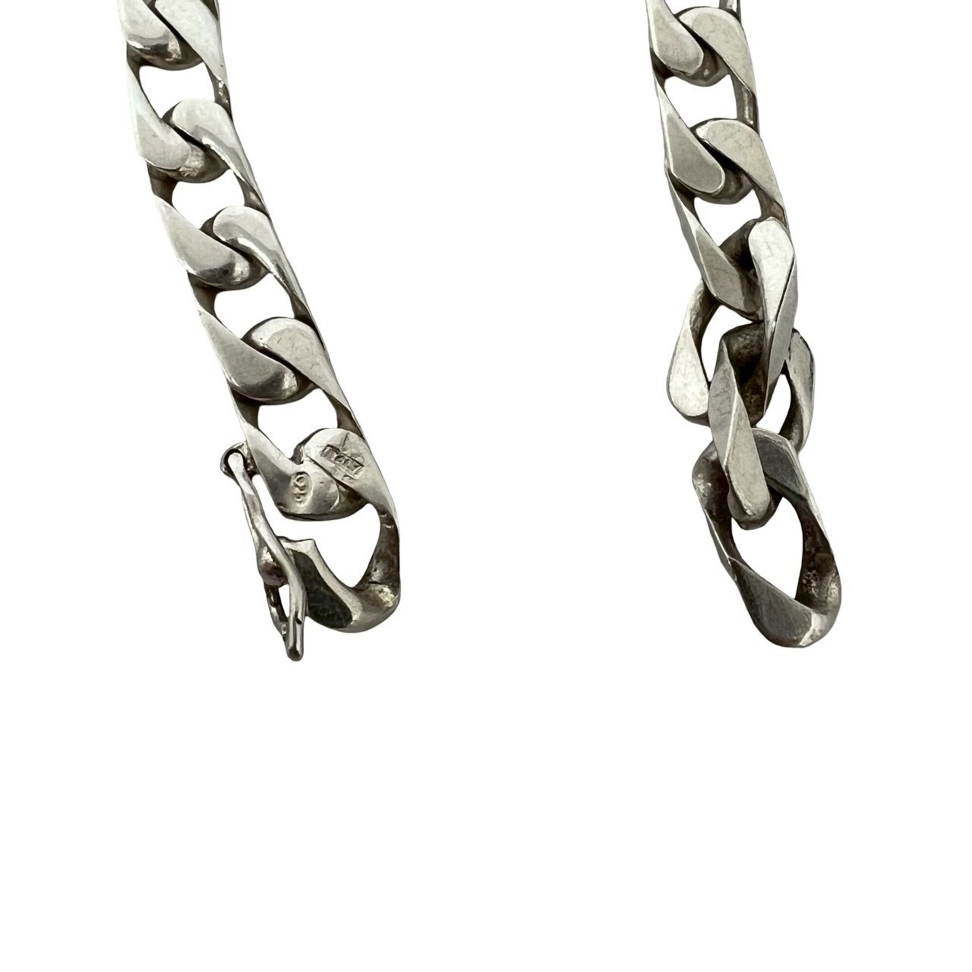 Tiffany Tiffany Vintage Center Knot Bracelet RN0001879