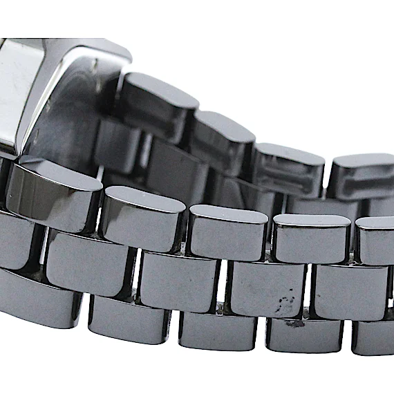 Chanel J12 H0682 Chanel J12 H0682