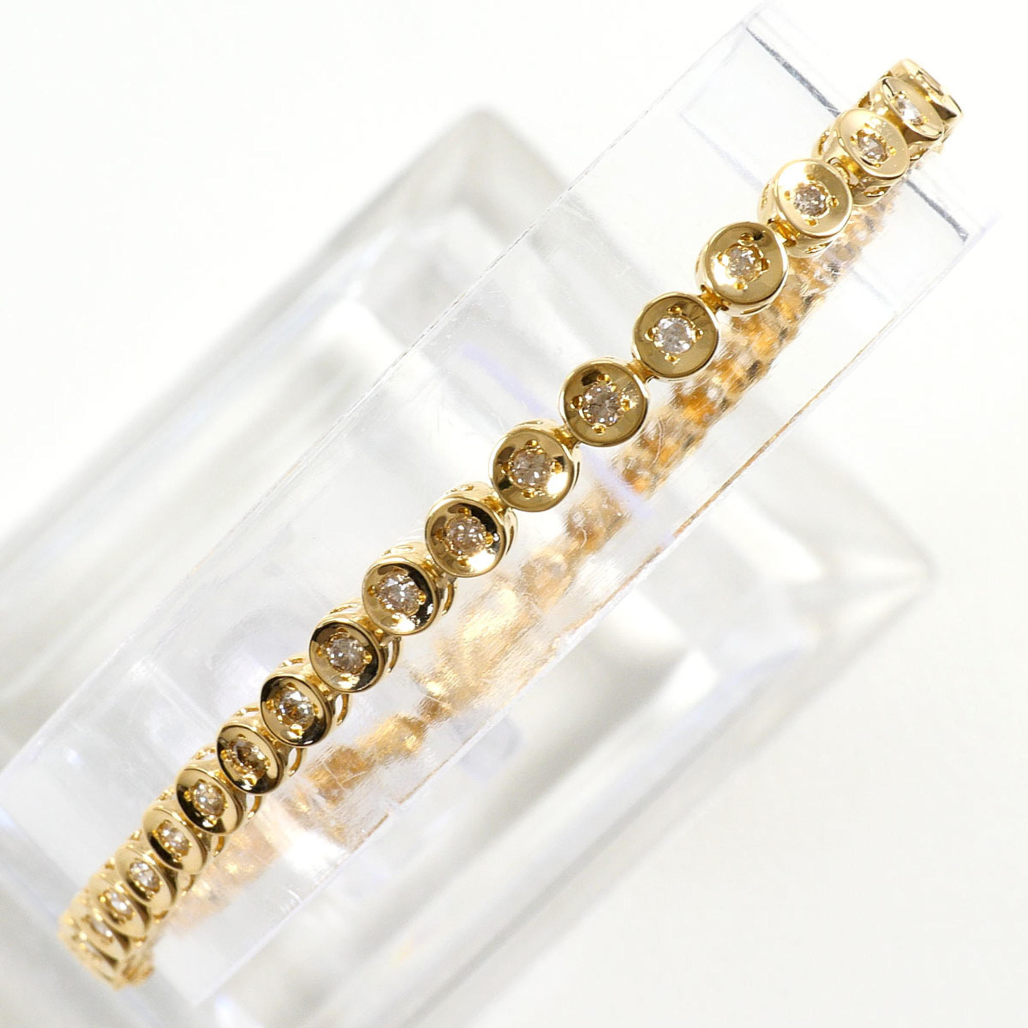 Unbranded 18K Yellow Gold Diamond Bracelet RN0001934