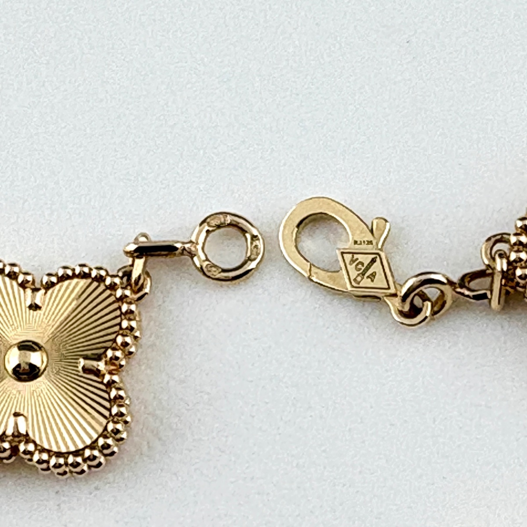 Van Cleef & Arpels Vintage Alhambra Bracelet RN0002069