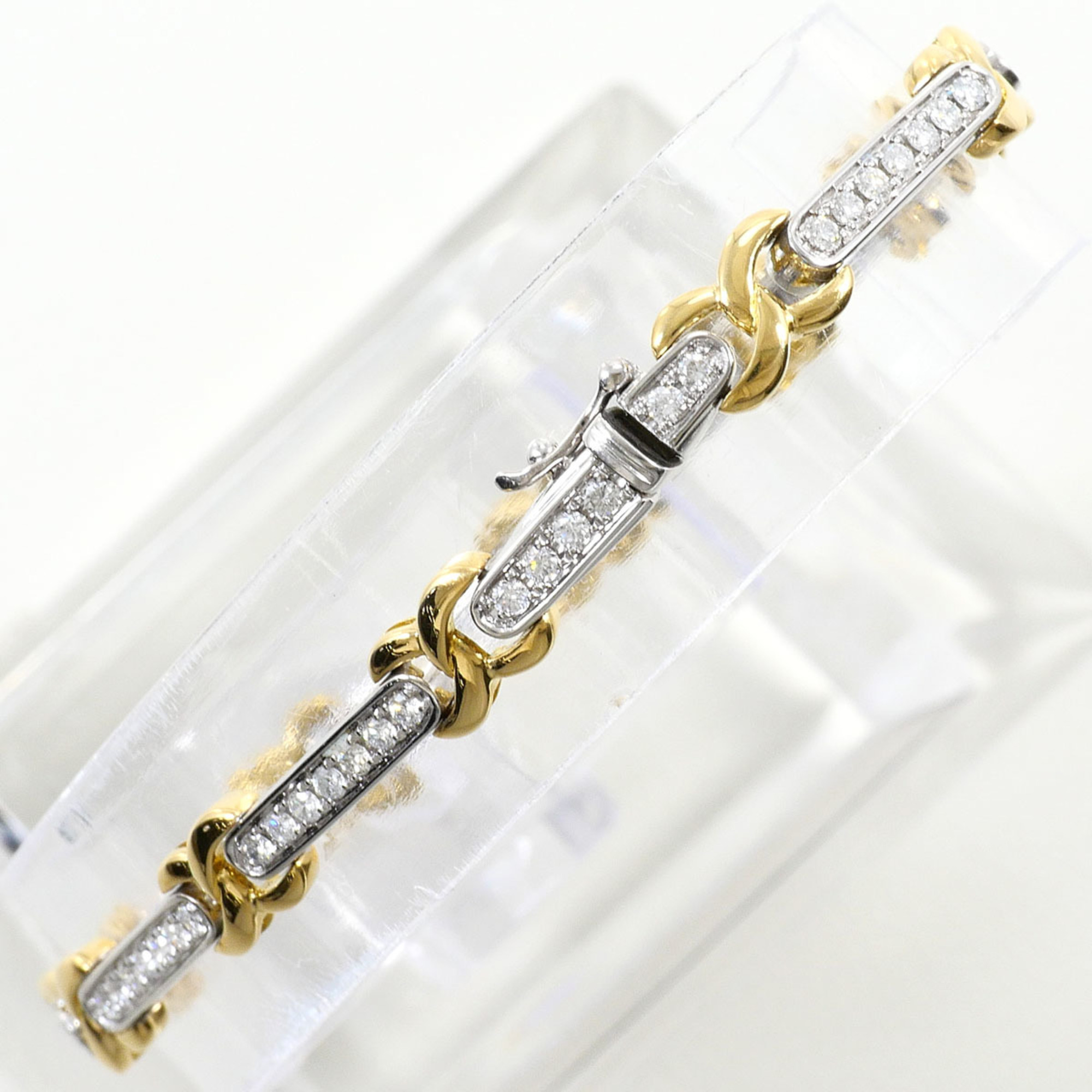 Unbranded 18K Yellow Gold Diamond Bracelet RN0002117