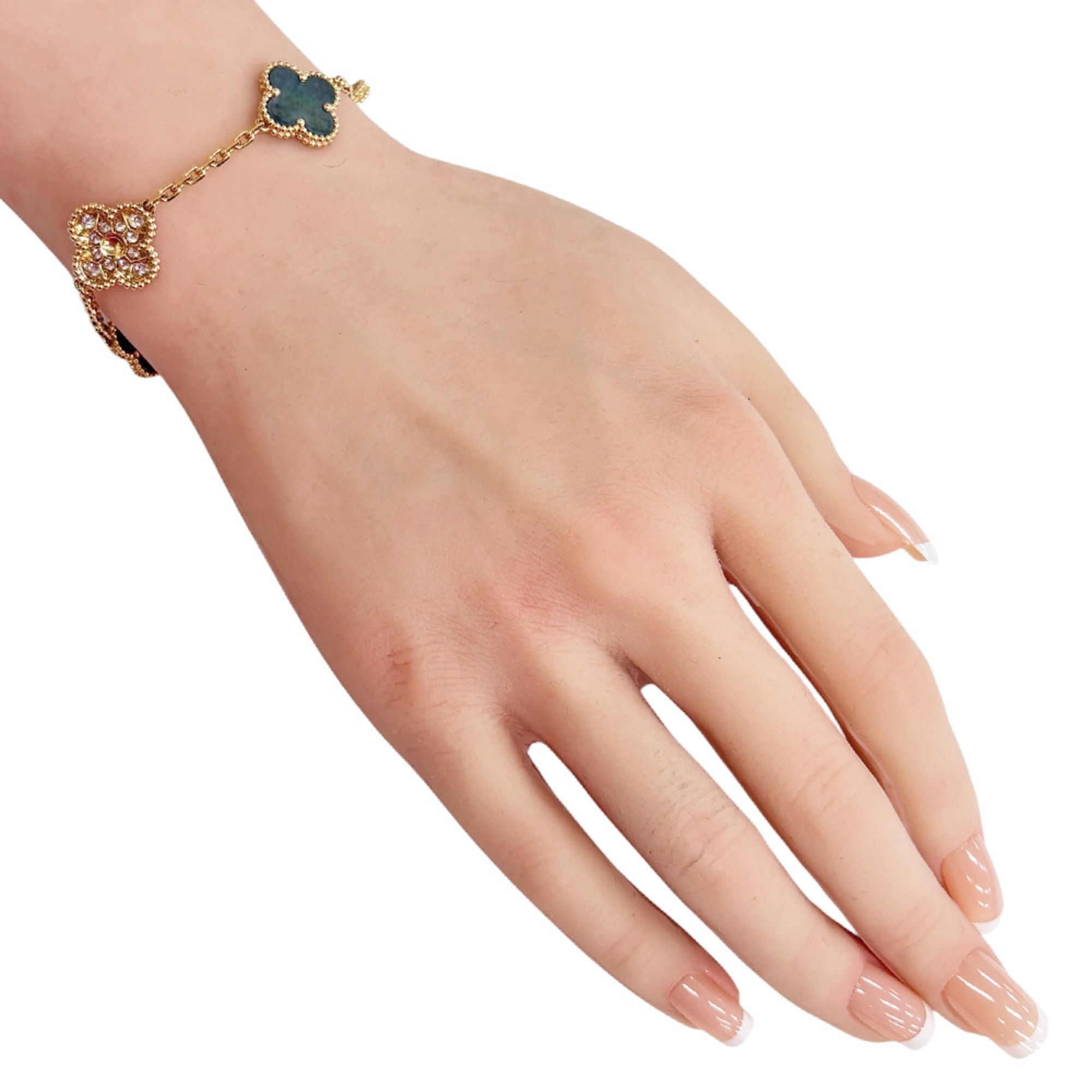 Van Cleef & Arpels Vintage Alhambra Bracelet RN0002195