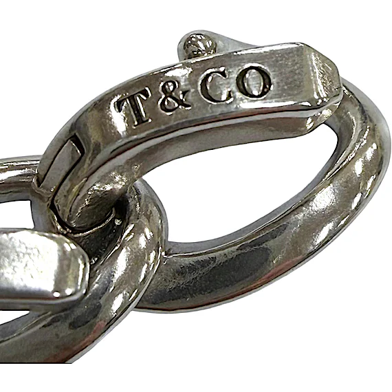 Tiffany Tiffany Forge High Polish Medium RN0002435 Tiffany Tiffany Forge High Polish Medium RN0002435