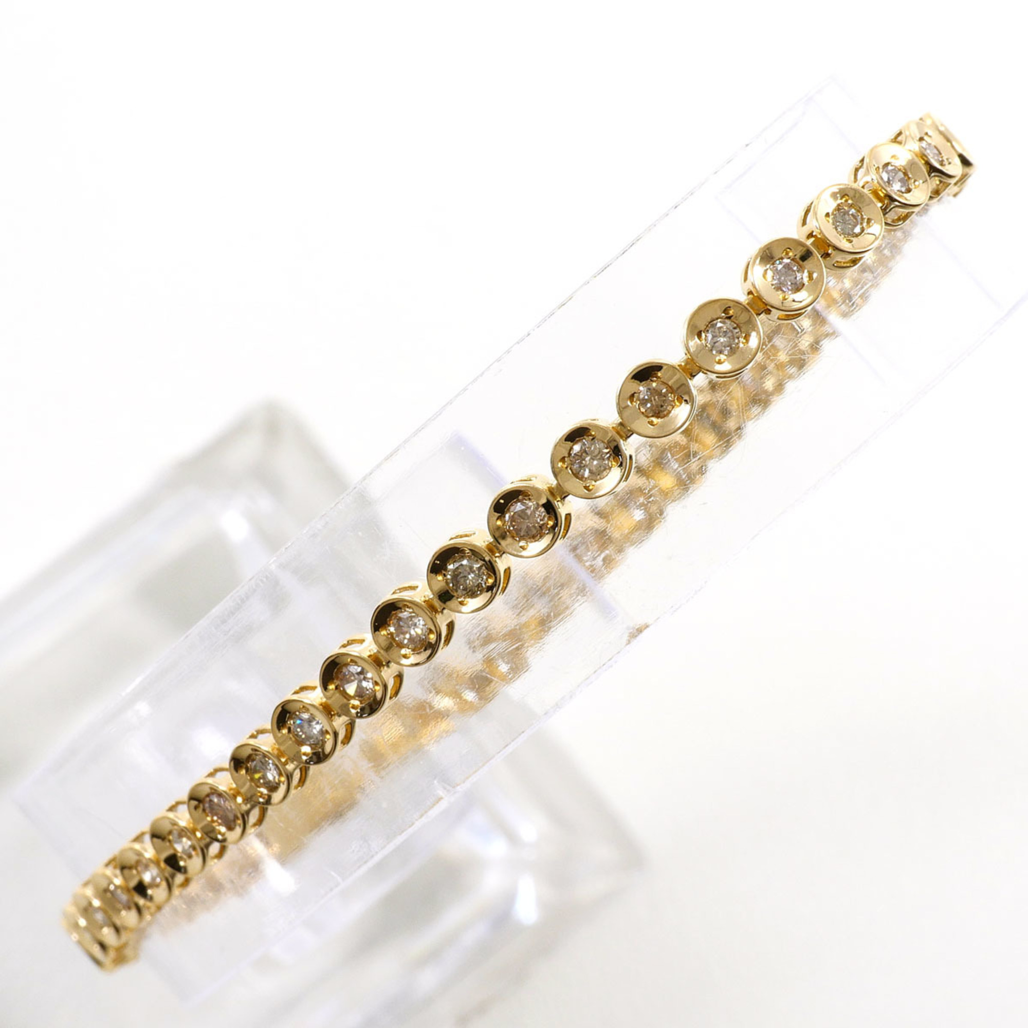Unbranded 18K Yellow Gold Diamond Bracelet RN0002553