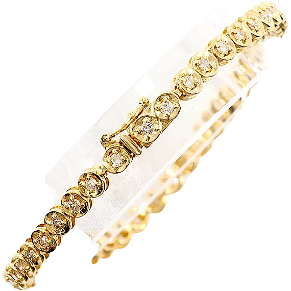 Unbranded 18K Yellow Gold Diamond Bracelet RN0002570 Unbranded 18K Yellow Gold Diamond Bracelet RN0002570