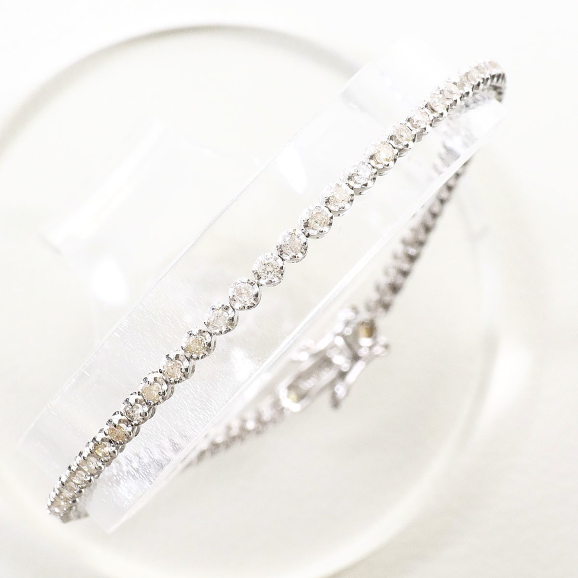 Unbranded 18K White Gold Diamond Bracelet RN0002571