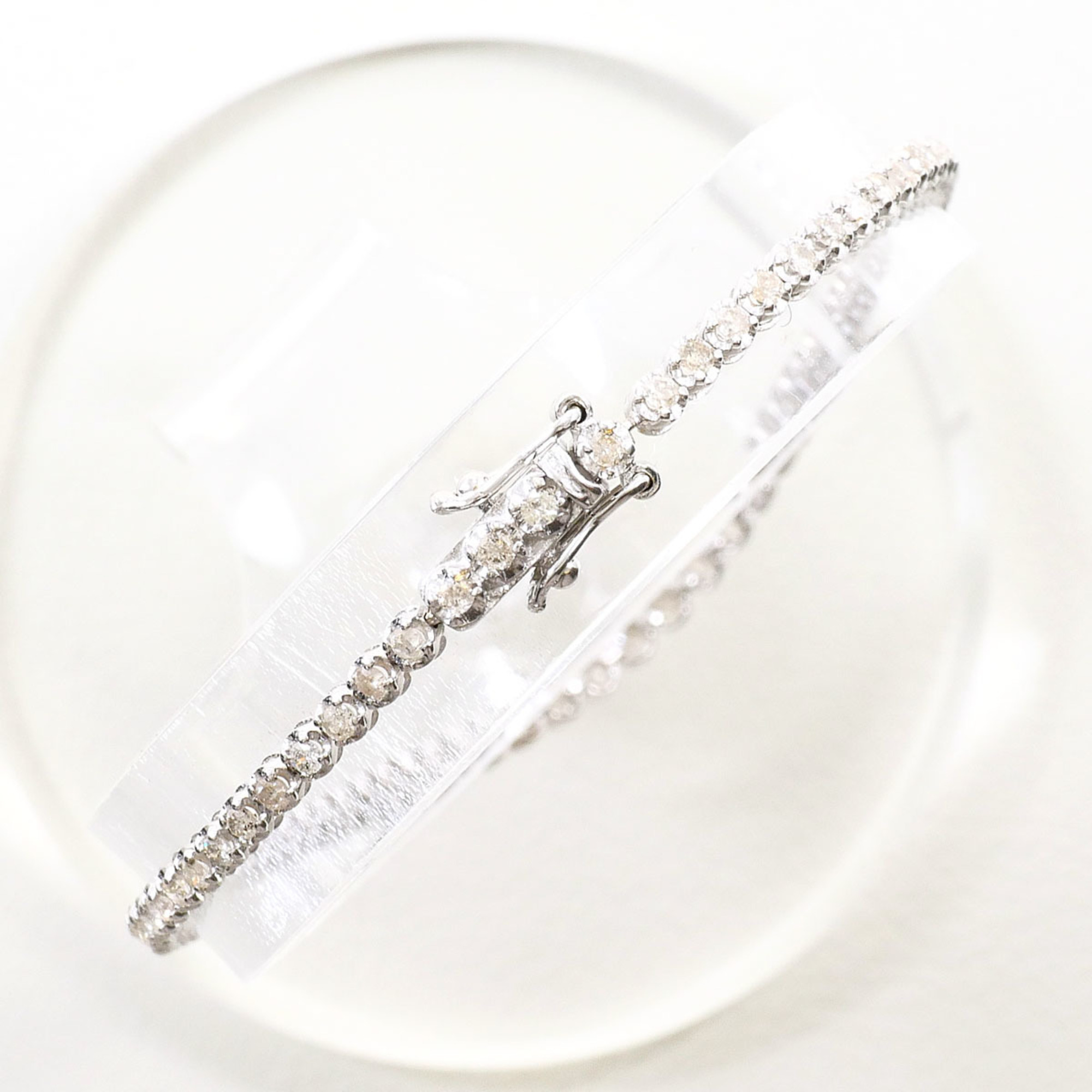 Unbranded 18K White Gold Diamond Bracelet RN0002571