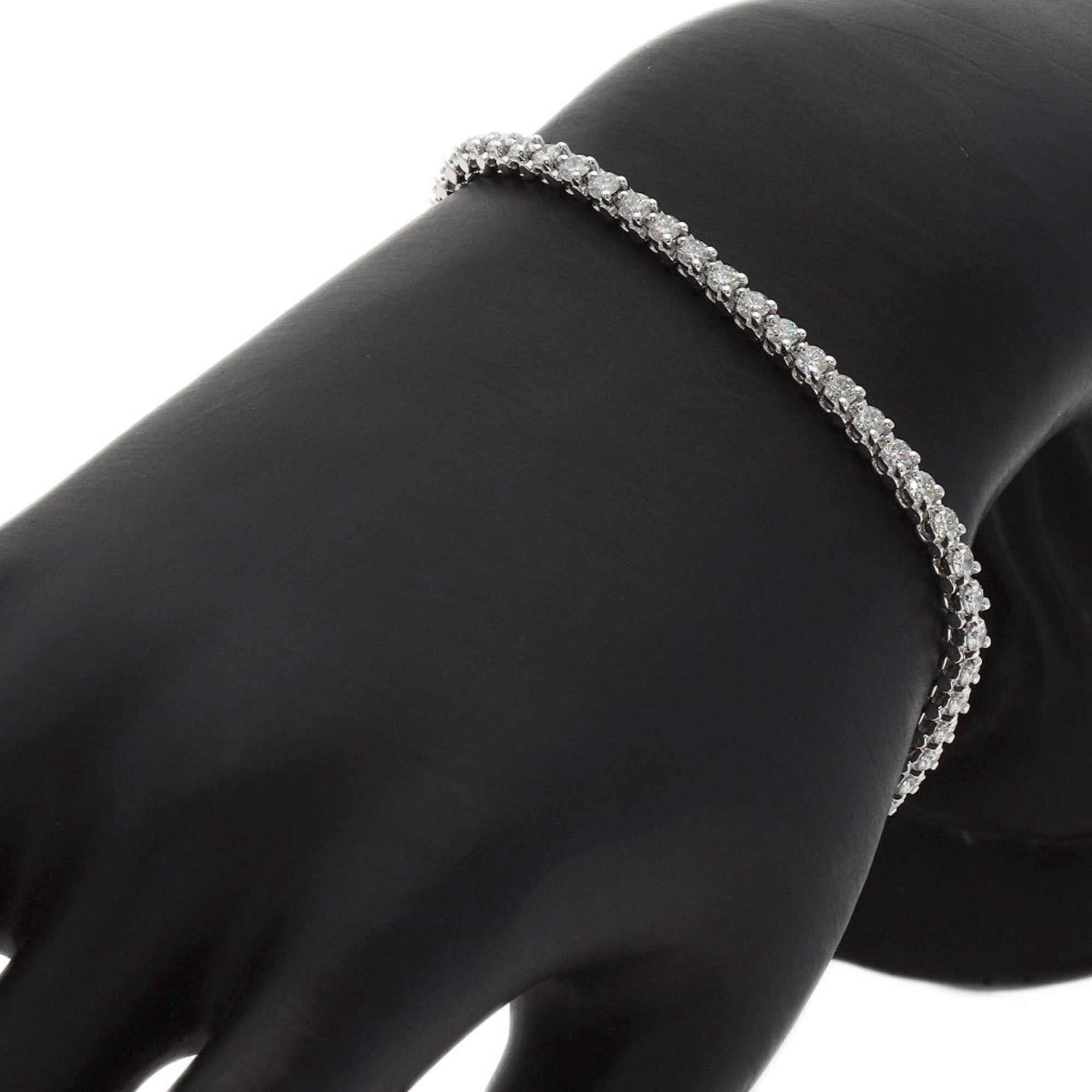 Cartier Tennis Diamond Bracelet RN0002753