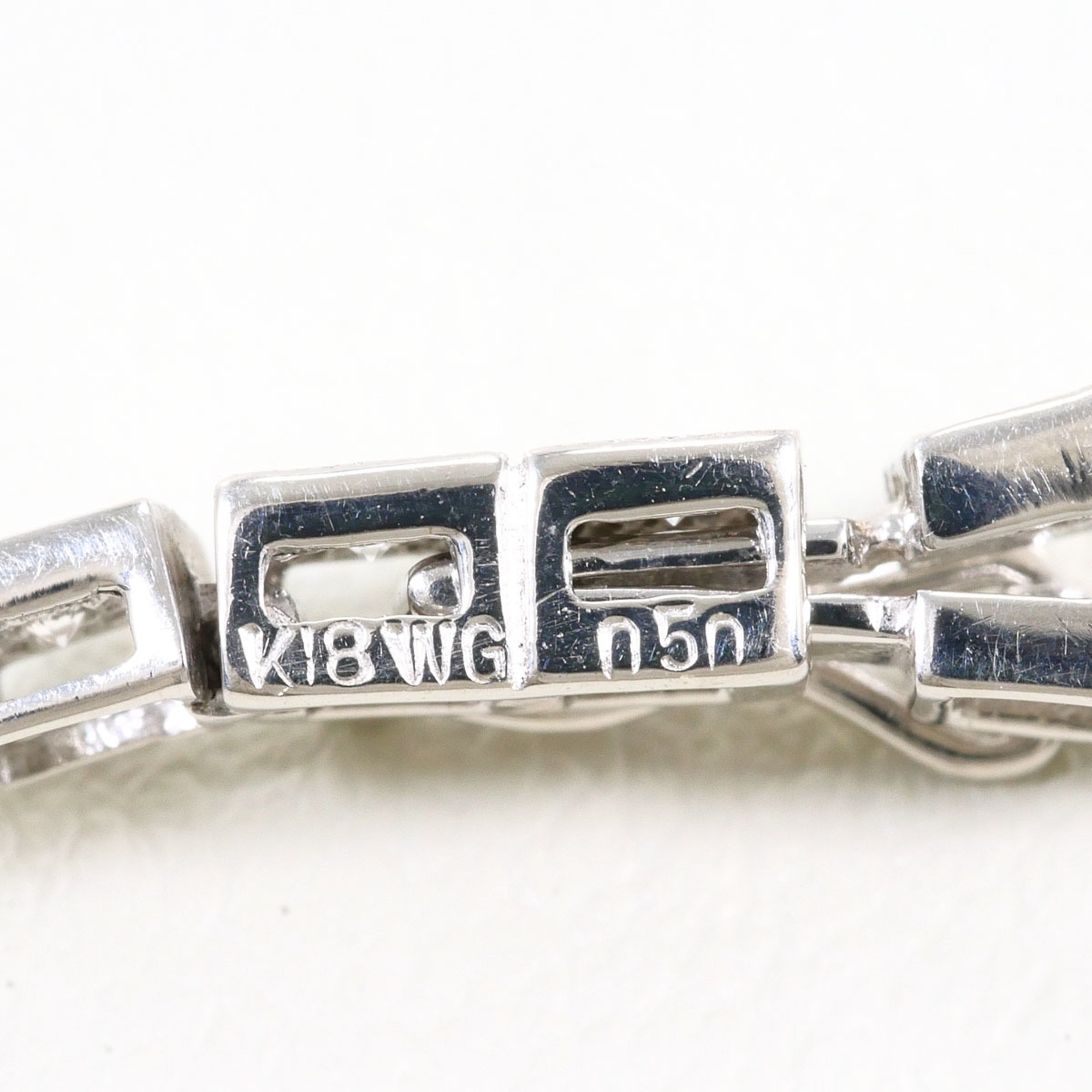 Unbranded 18K WG Bracelet with 0.50ct Diamonds RN0002882