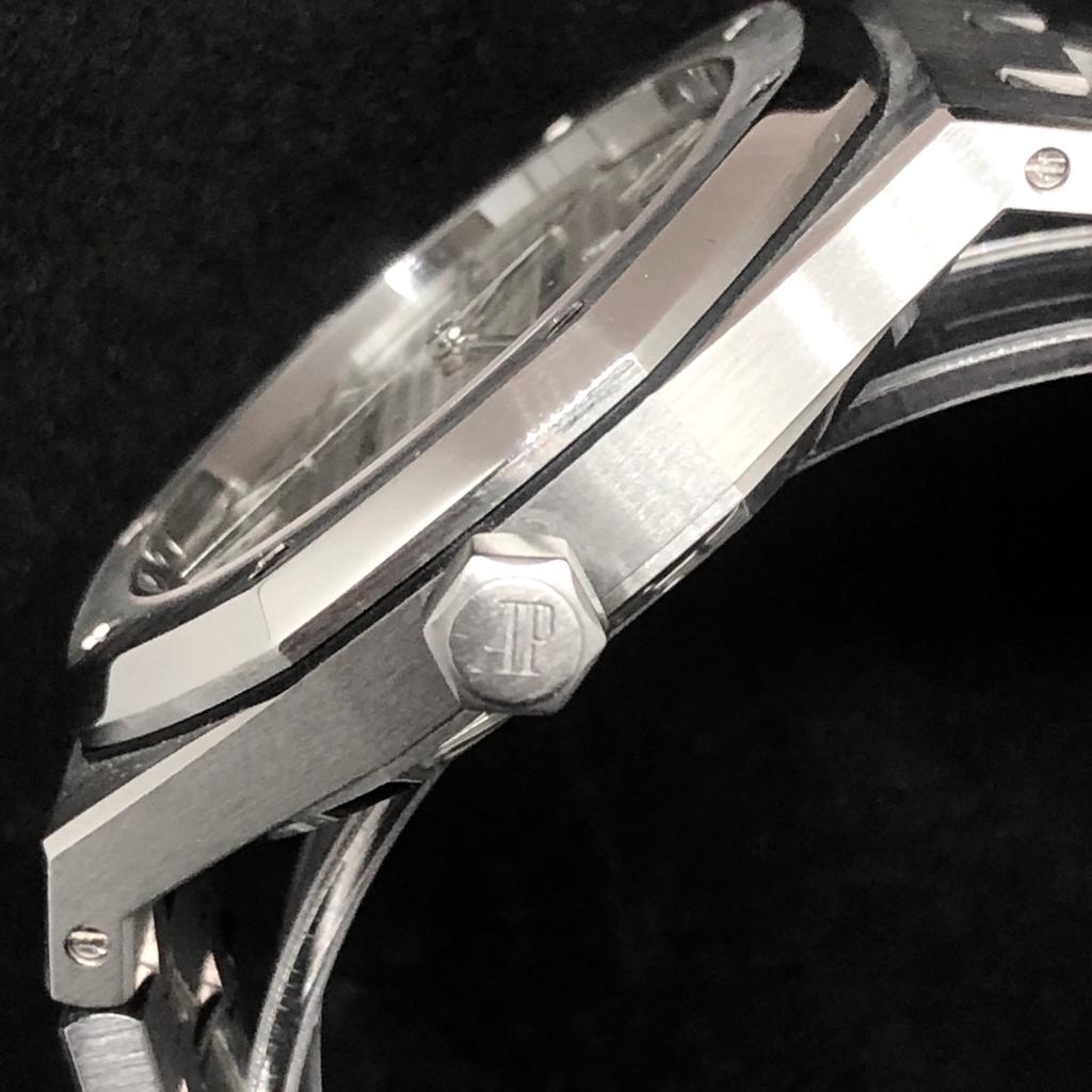 Audemars Piguet Royal Oak 15400ST