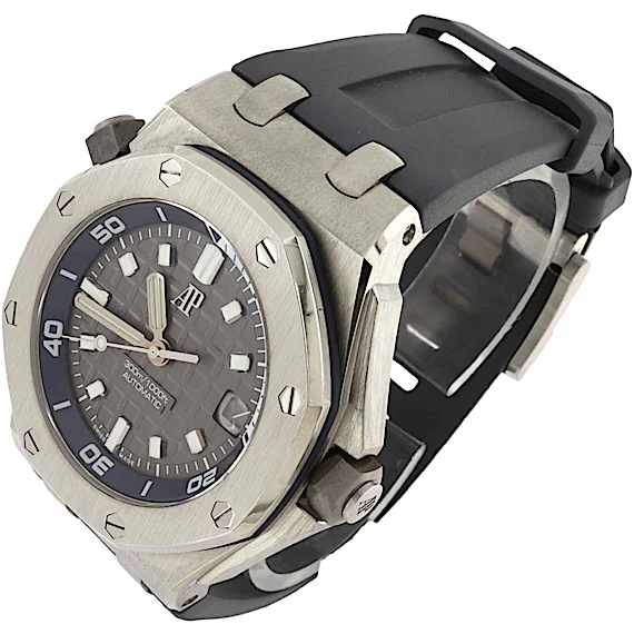 Audemars Piguet Royal Oak Offshore 15720ST.OO.A009CA.01 Audemars Piguet Royal Oak Offshore 15720ST.OO.A009CA.01