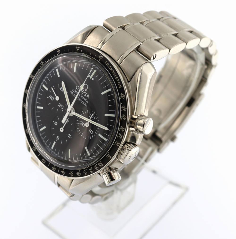 Omega Speedmaster 31130423001005