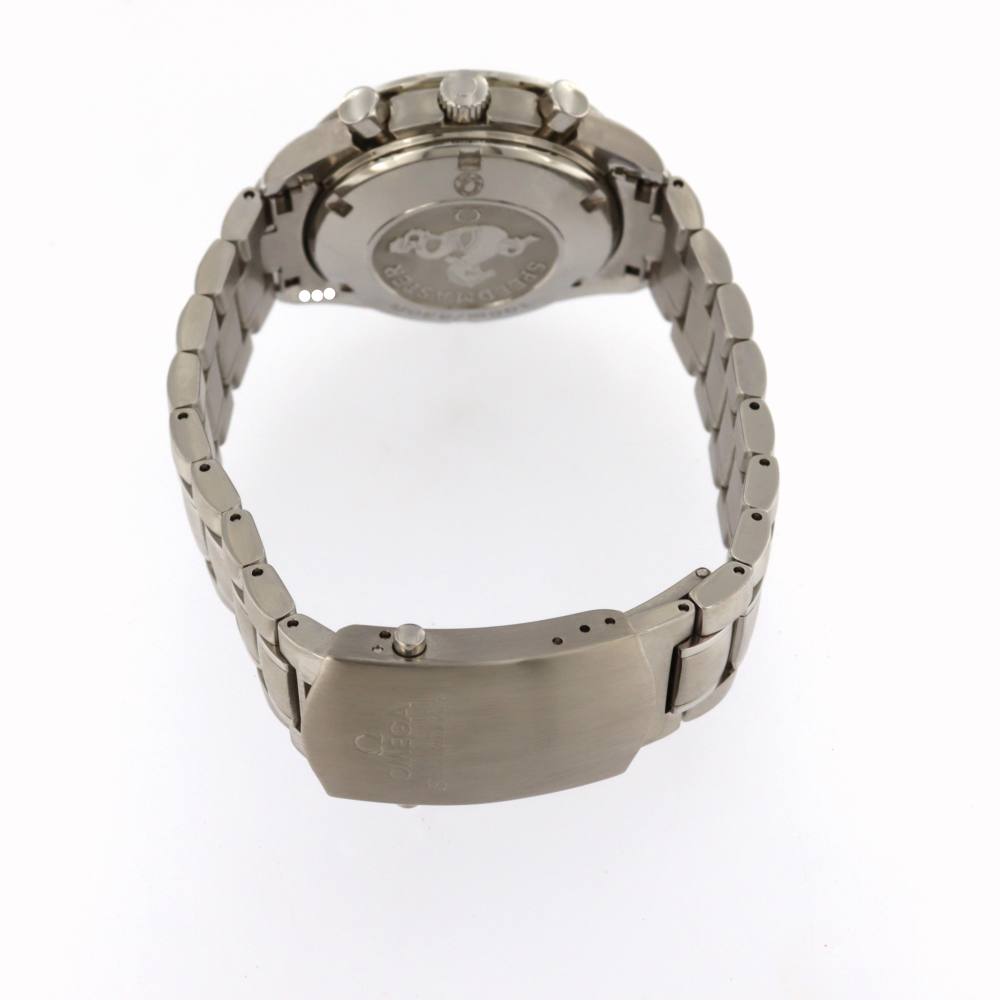 Omega Speedmaster 32105000