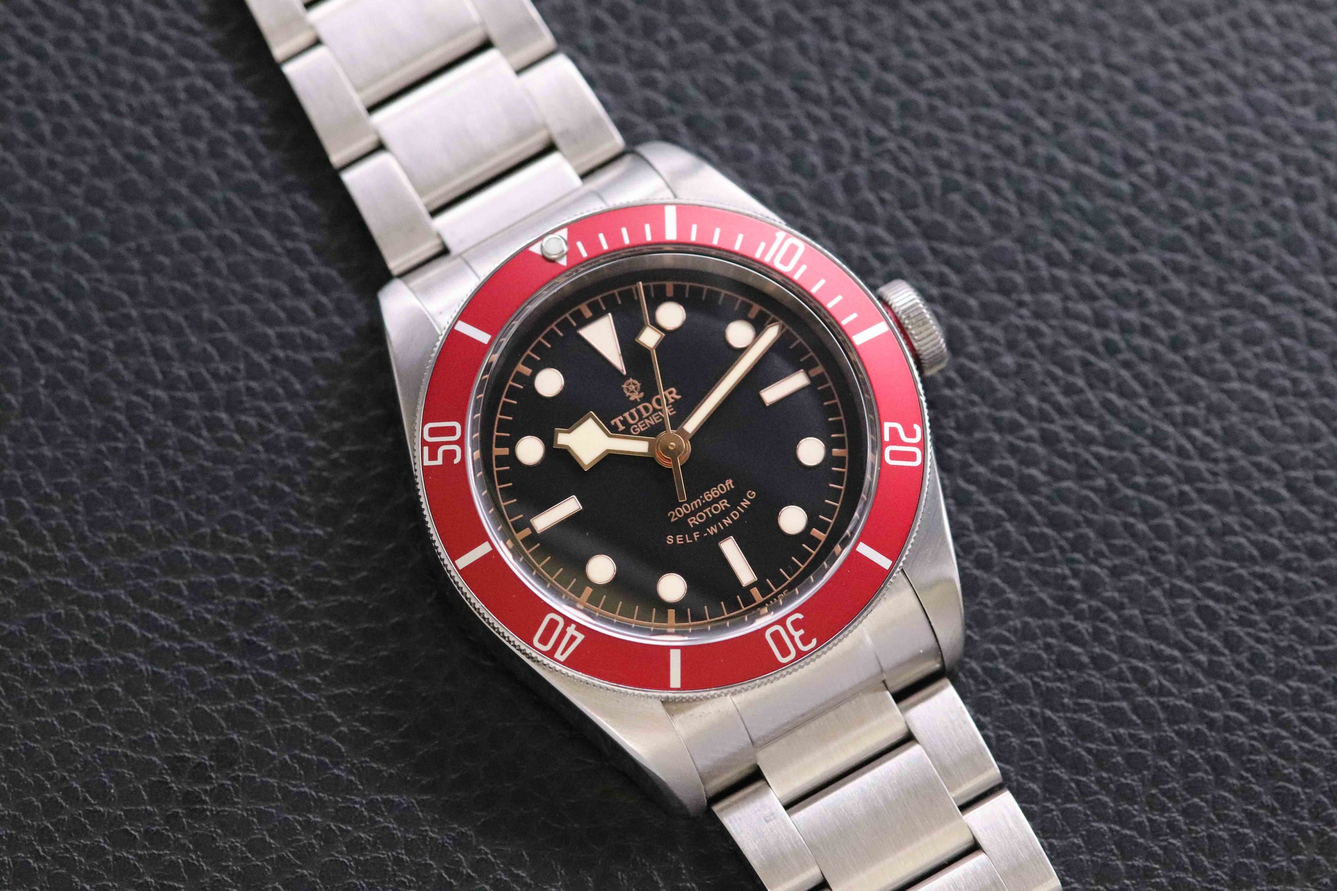 Tudor Black Bay 79220R (Black Bay rote Lünette)