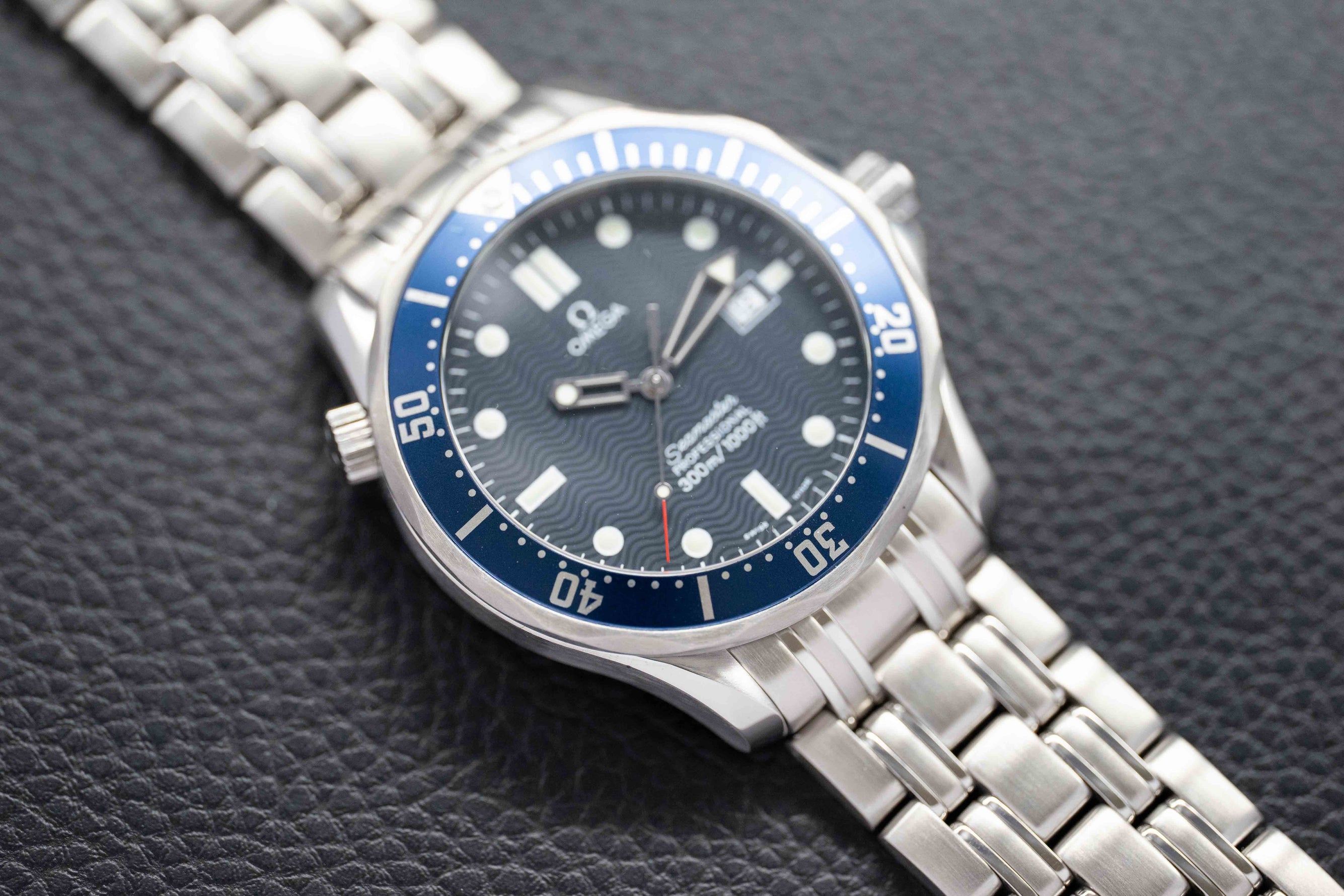 Omega Seamaster Diver 300 M 2541.80 (James Bond)
