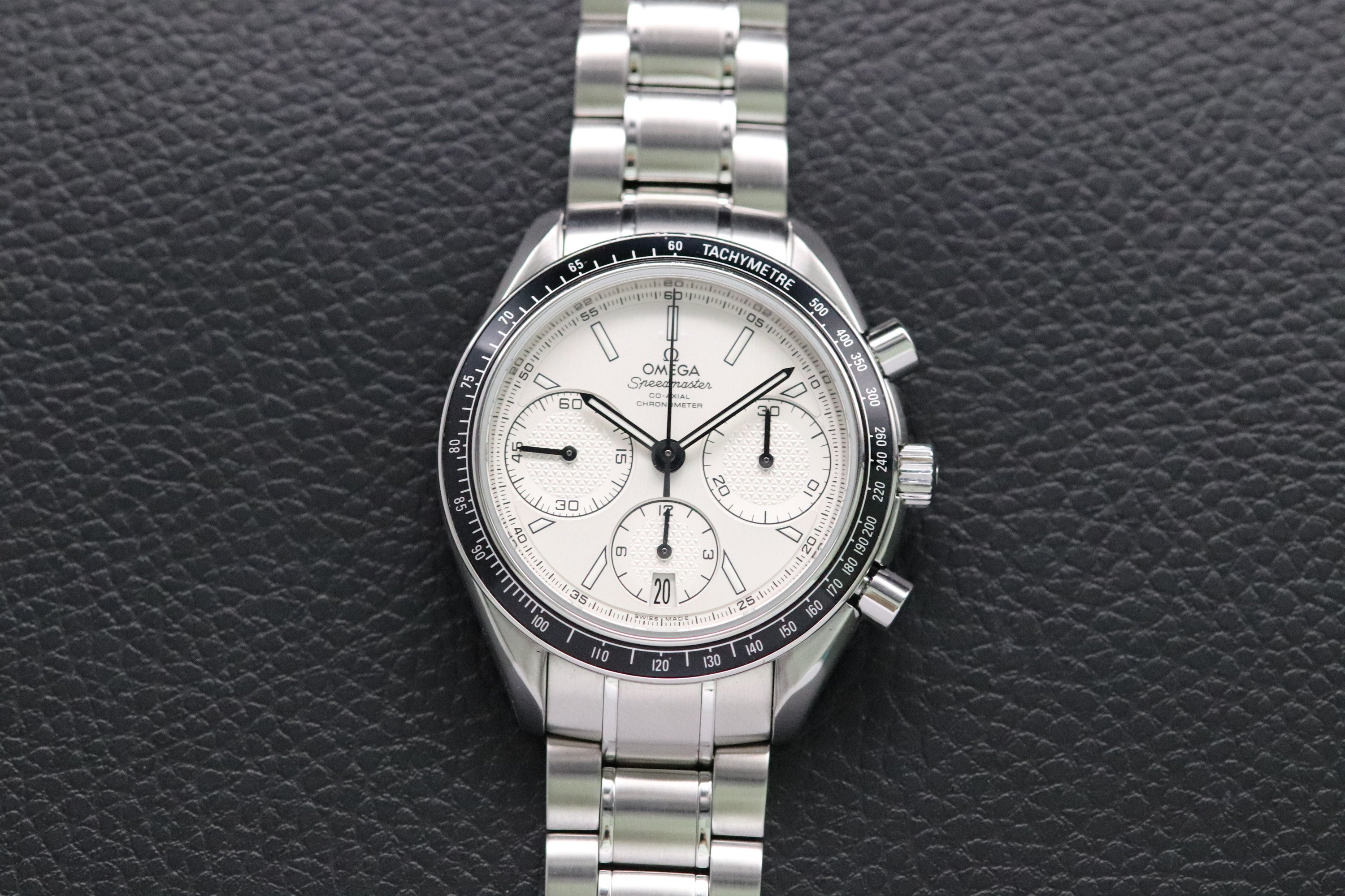 Omega Speedmaster 326.30.40.50.02.001