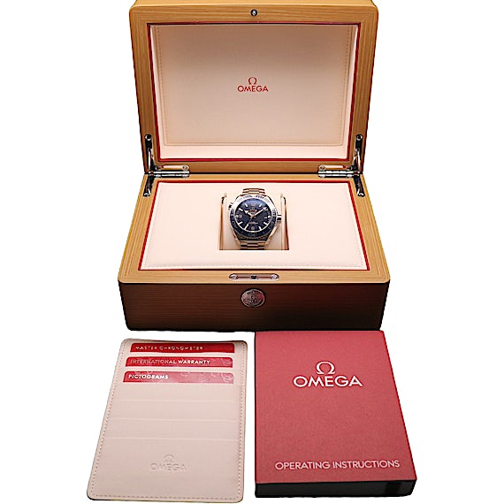 Omega Seamaster Planet Ocean 215.30.44.21.03.001 (Seamaster Planet Ocean Blue) Omega Seamaster Planet Ocean 215.30.44.21.03.001 (Seamaster Planet Ocean Blue)