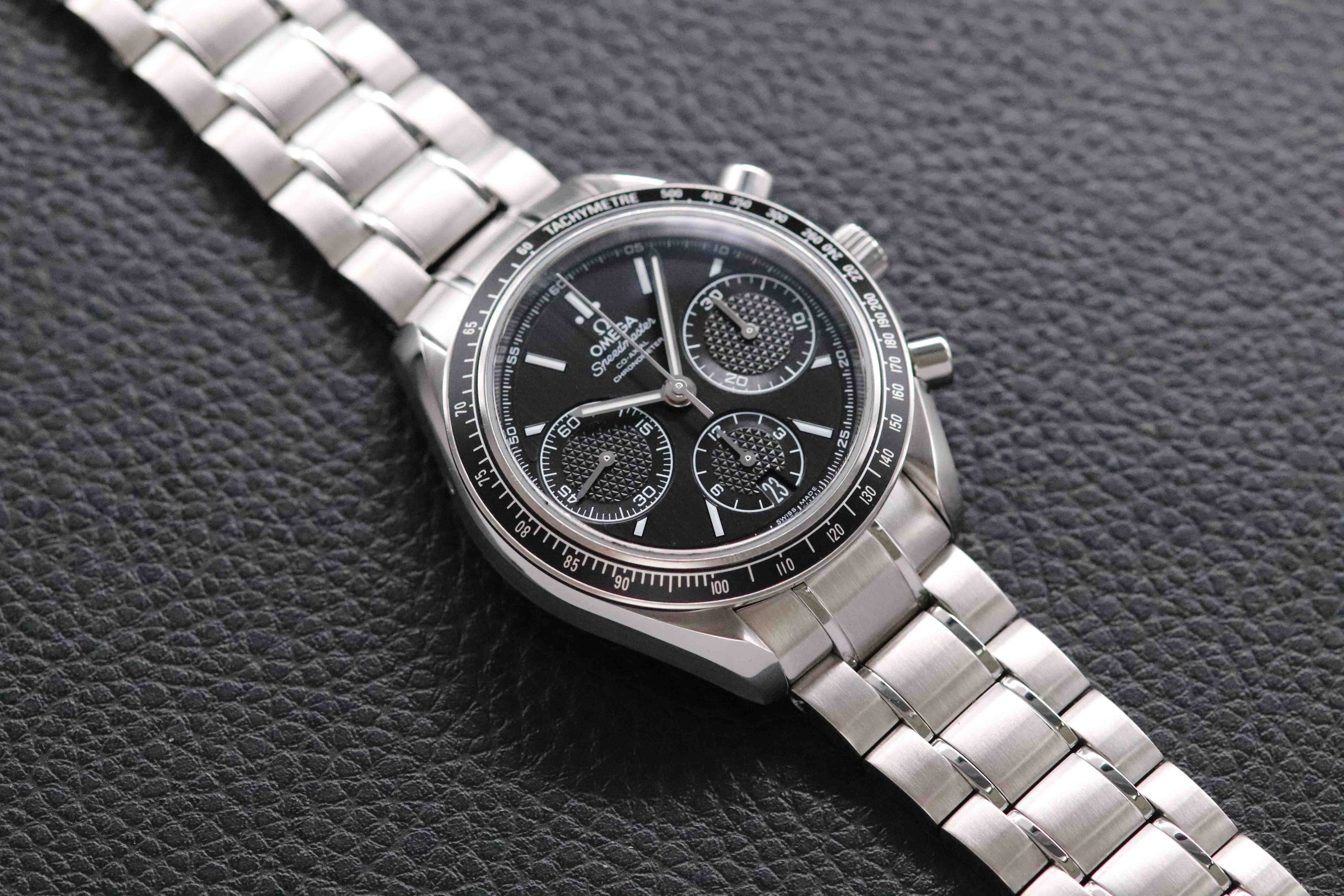 Omega Speedmaster 326.30.40.50.01.001