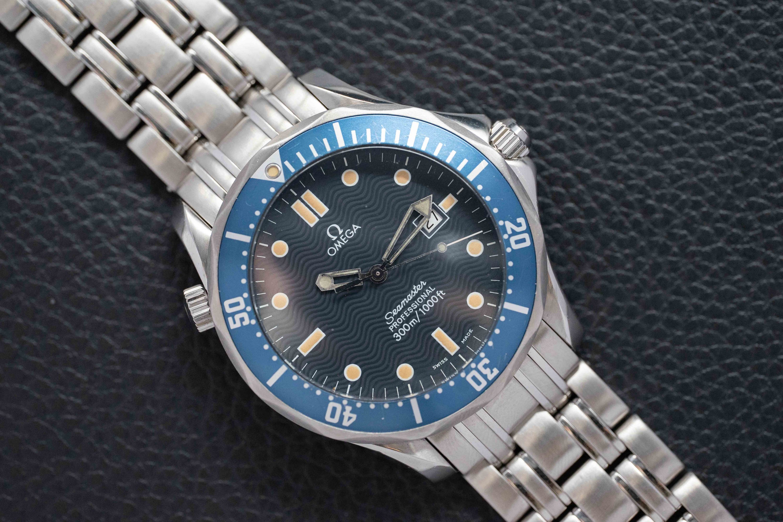 Omega Seamaster Diver 300 M 2541.80 (James Bond)