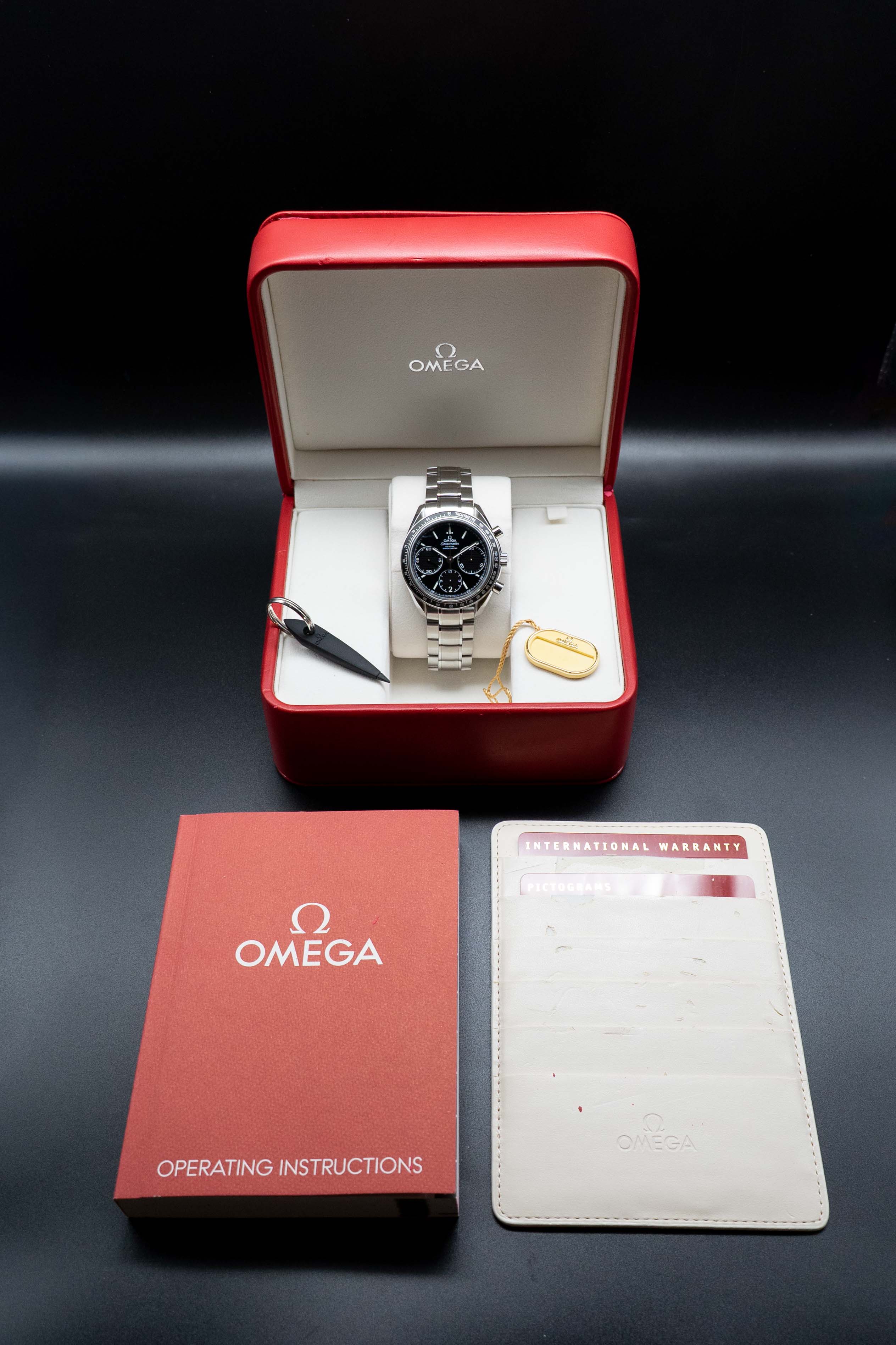 Omega Speedmaster 326.30.40.50.01.001