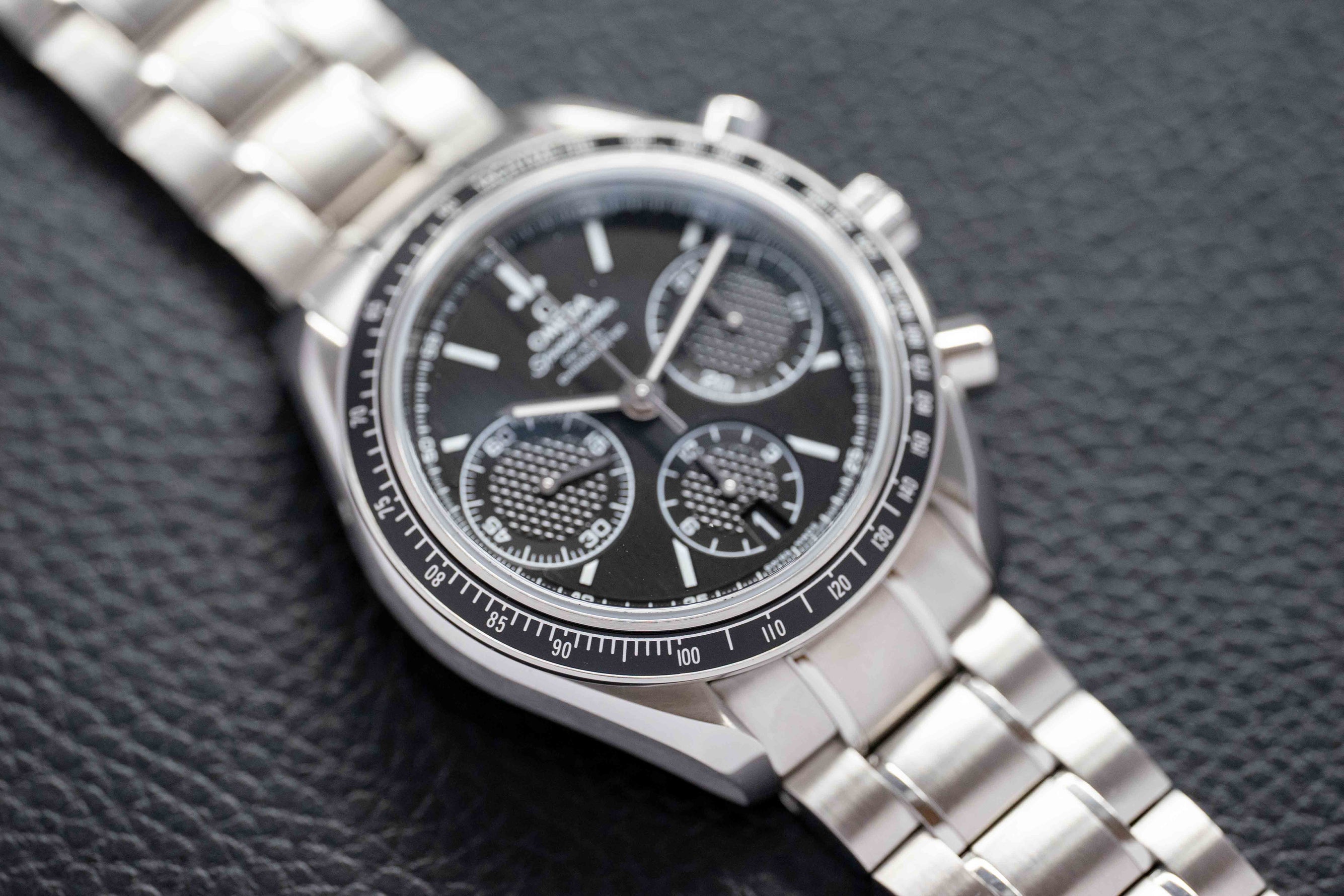 Omega Speedmaster 326.30.40.50.01.001