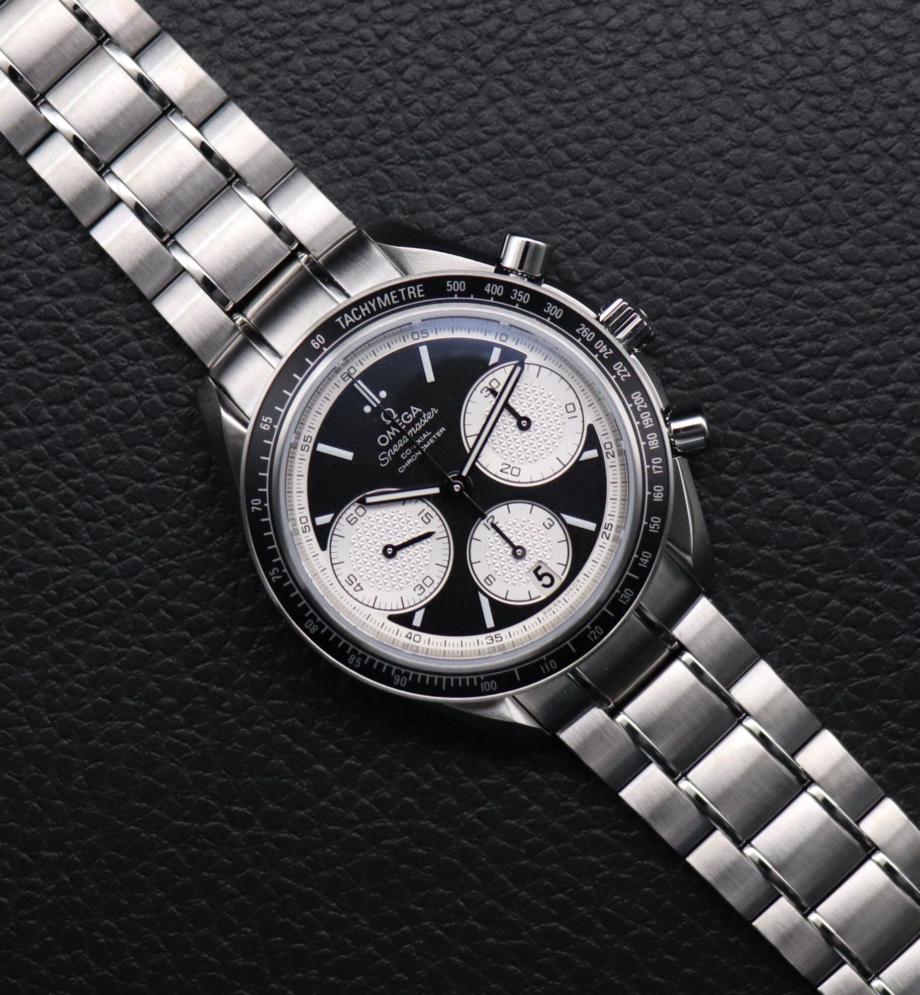 Omega Speedmaster 326.30.40.50.01.002