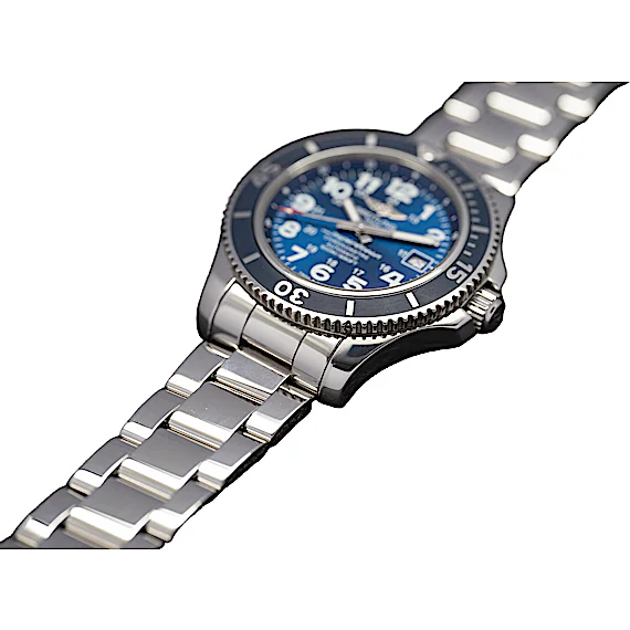 Breitling Superocean A17365 Breitling Superocean A17365