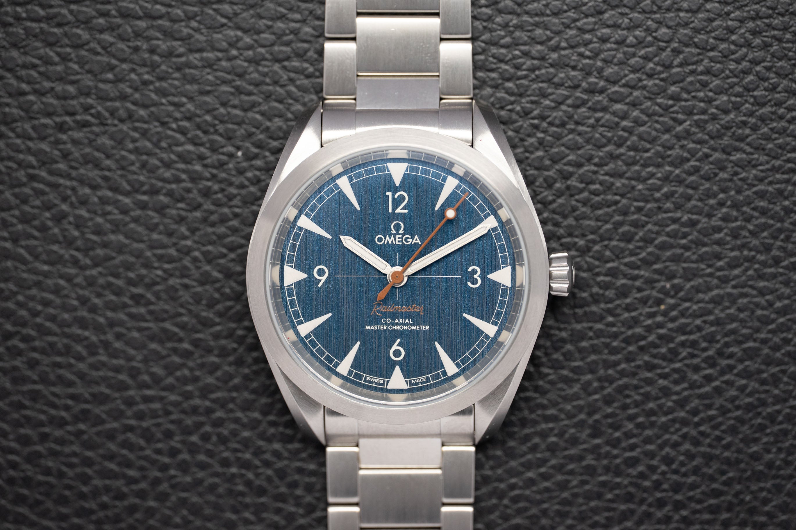 Omega Seamaster 220.10.40.20.03.001
