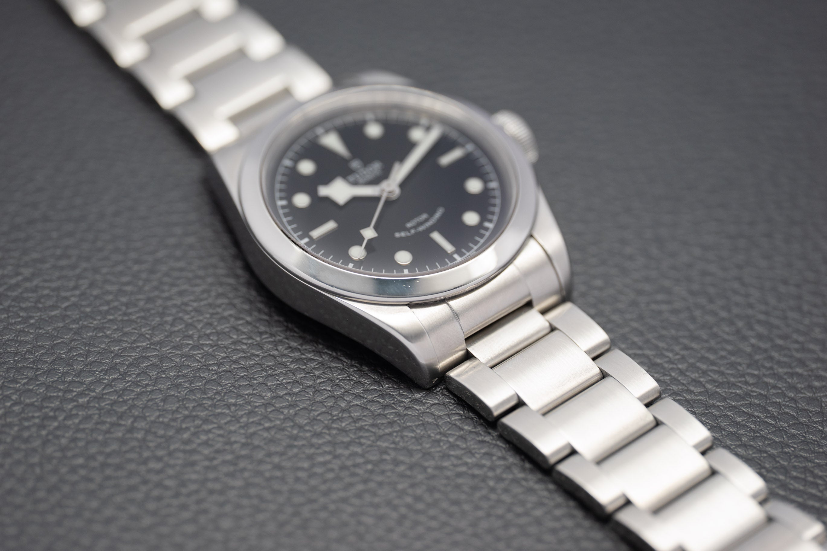 Tudor Black Bay M7940