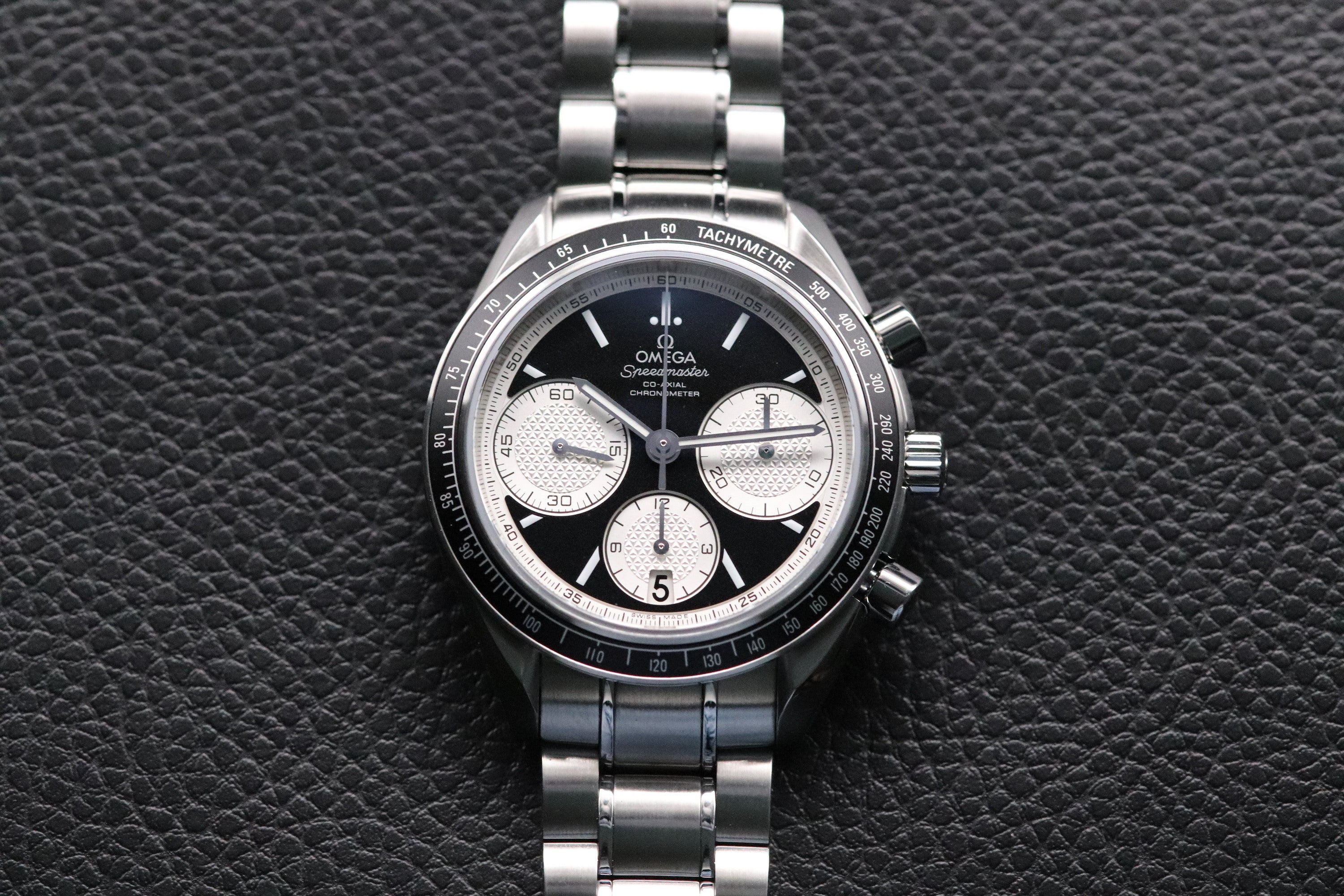 Omega Speedmaster 326.30.40.50.01.002