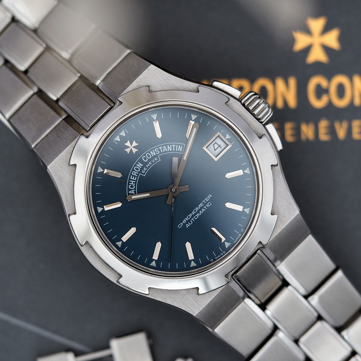 Vacheron Constantin Overseas 24042