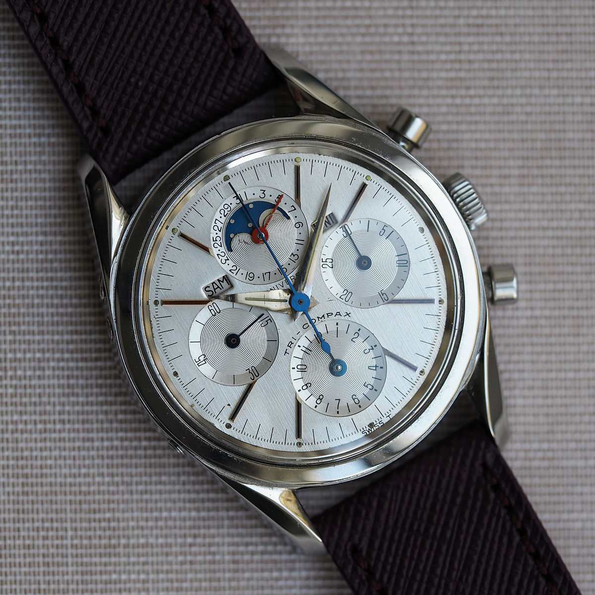 Universal Tri-Compax 22210