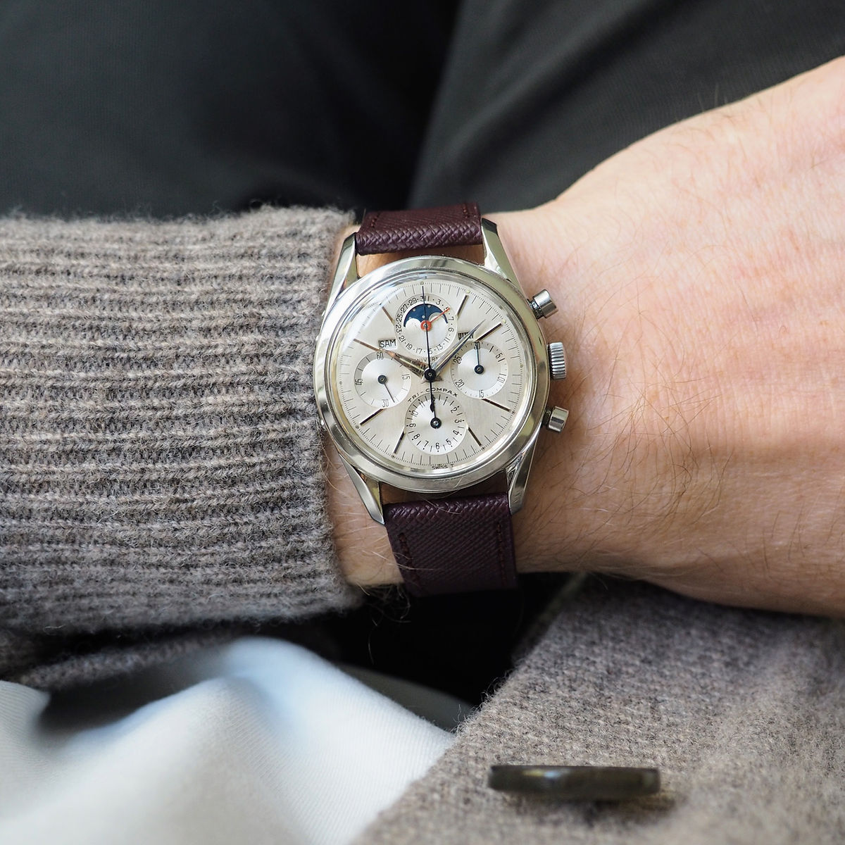 Universal Tri-Compax 22210