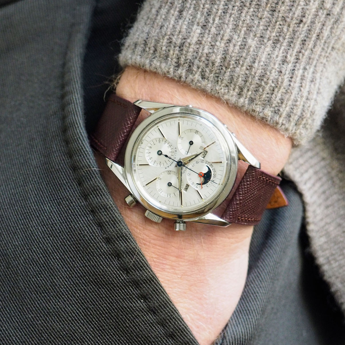 Universal Tri-Compax 22210