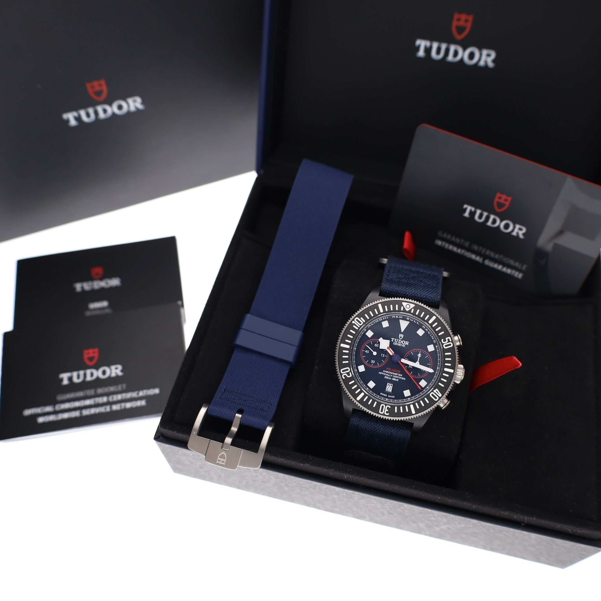 Tudor Alinghi Red Bull 25807KN